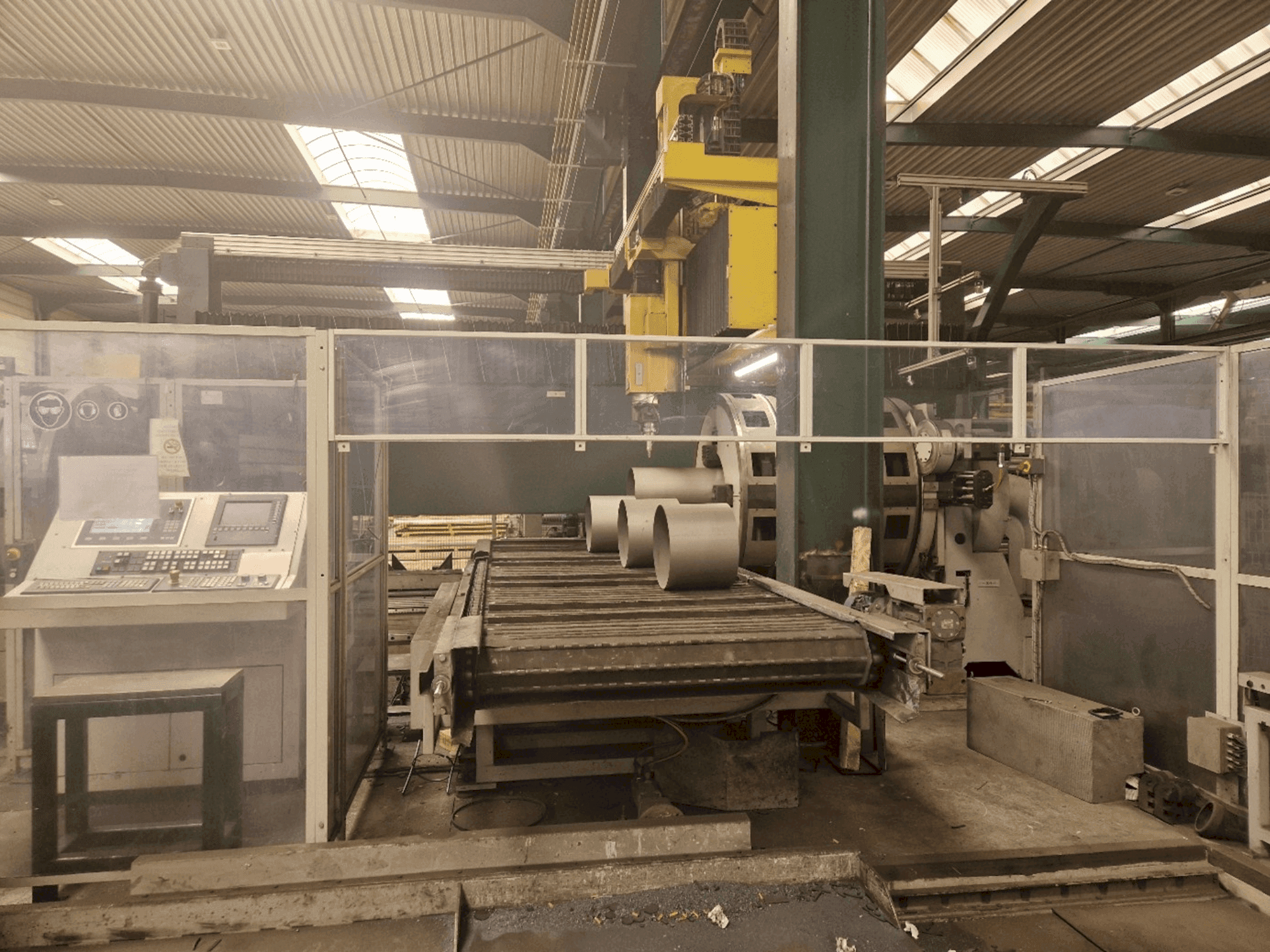 Prikaz stroja TTM FL 600 3D sprijeda