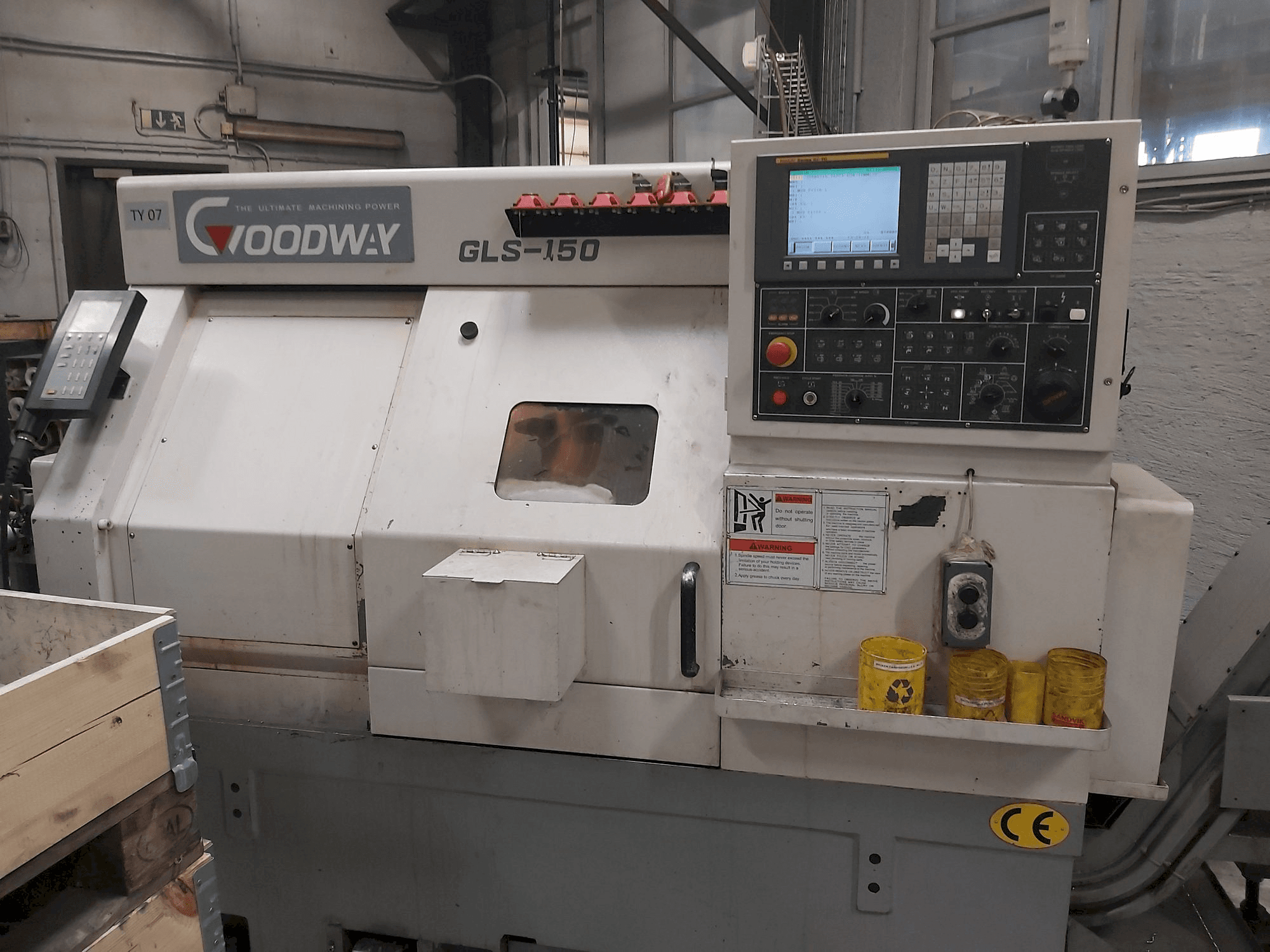 Prikaz stroja Goodway GLS-150 sprijeda