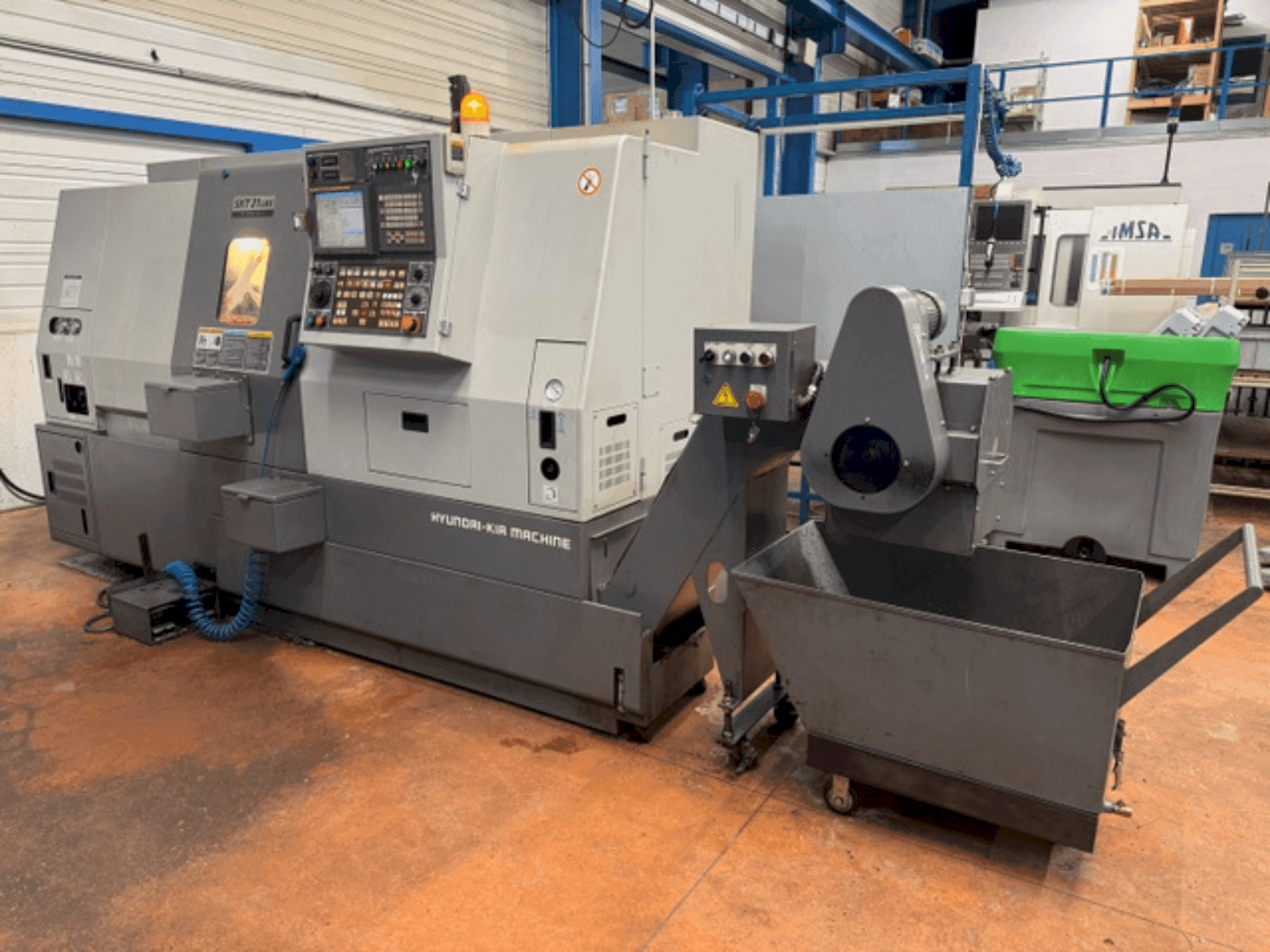 Prikaz stroja HYUNDAI KIA SKT21LMS sprijeda