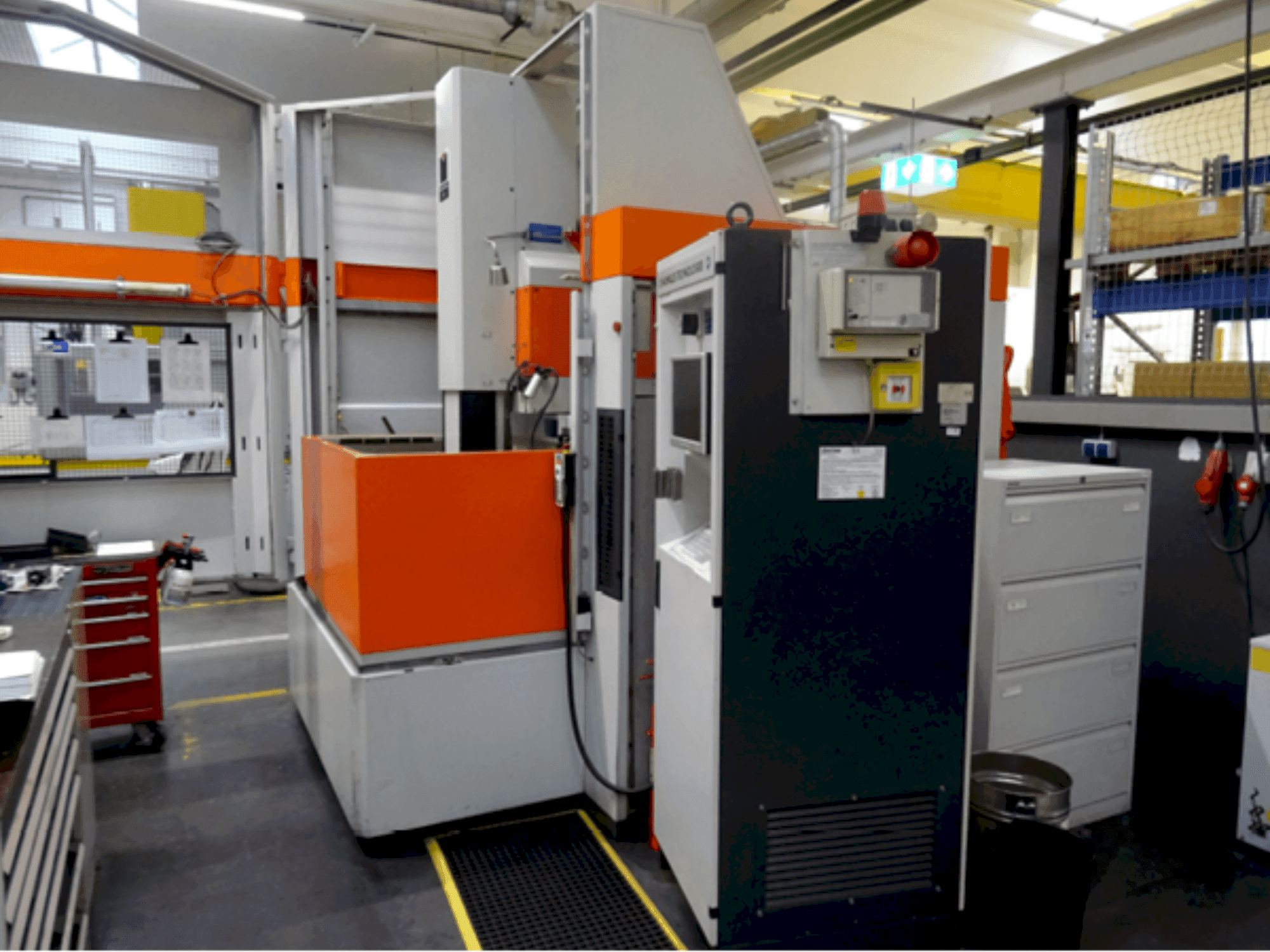 Prikaz stroja CHARMILLES Roboform 41 sprijeda