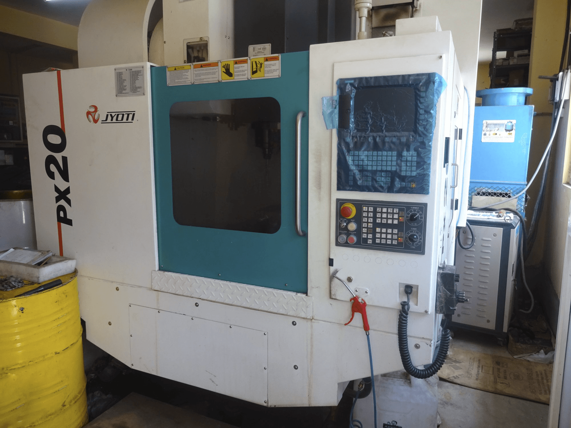 Prikaz 1 stroja JYOTI PX-20 sprijeda