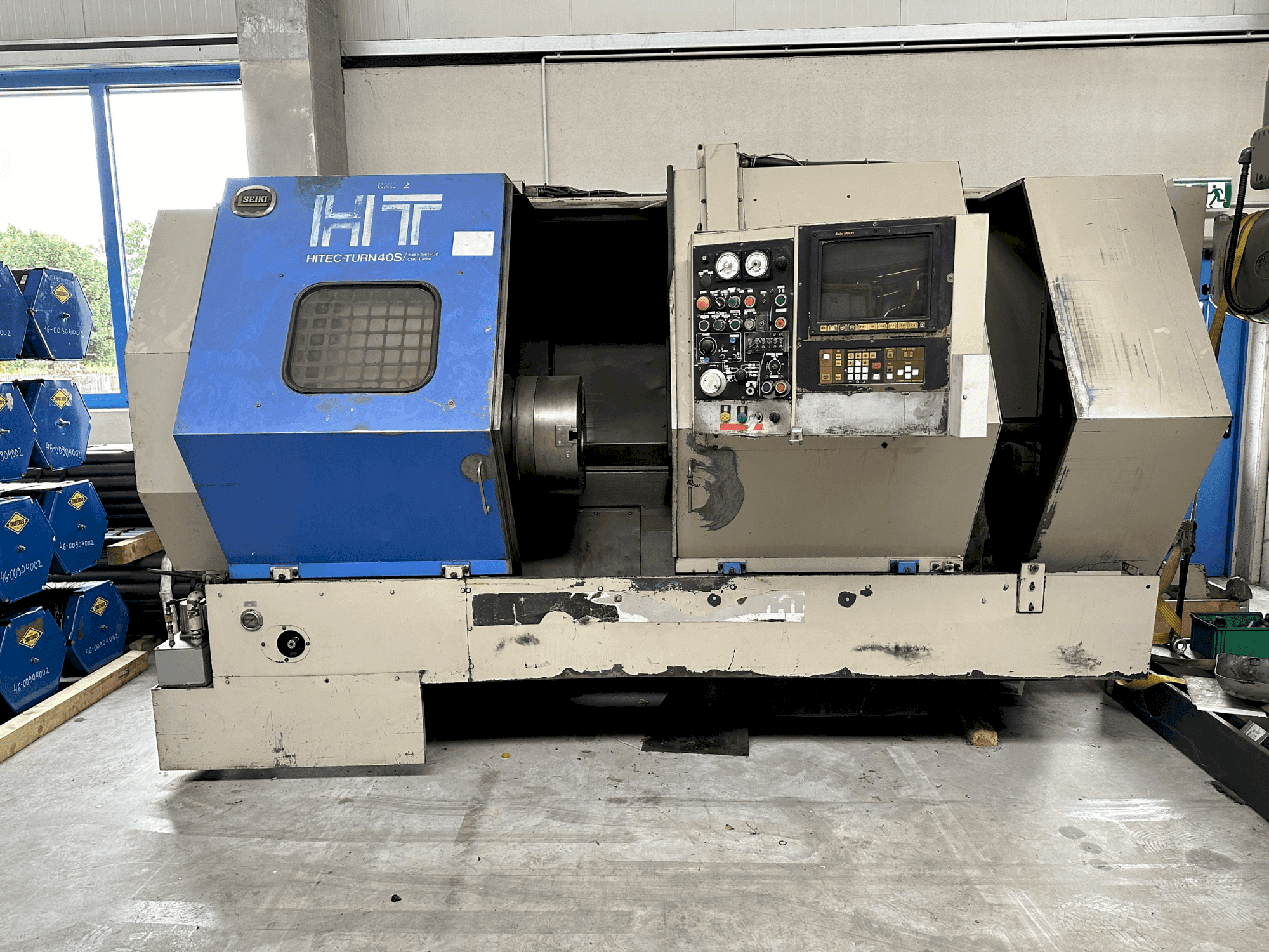 Prikaz stroja HITACHI SEIKI HT 40S sprijeda