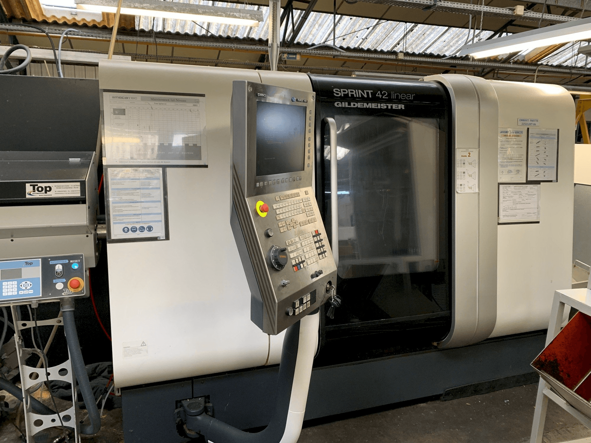 Prikaz stroja DMG SPRINT 42 linear sprijeda