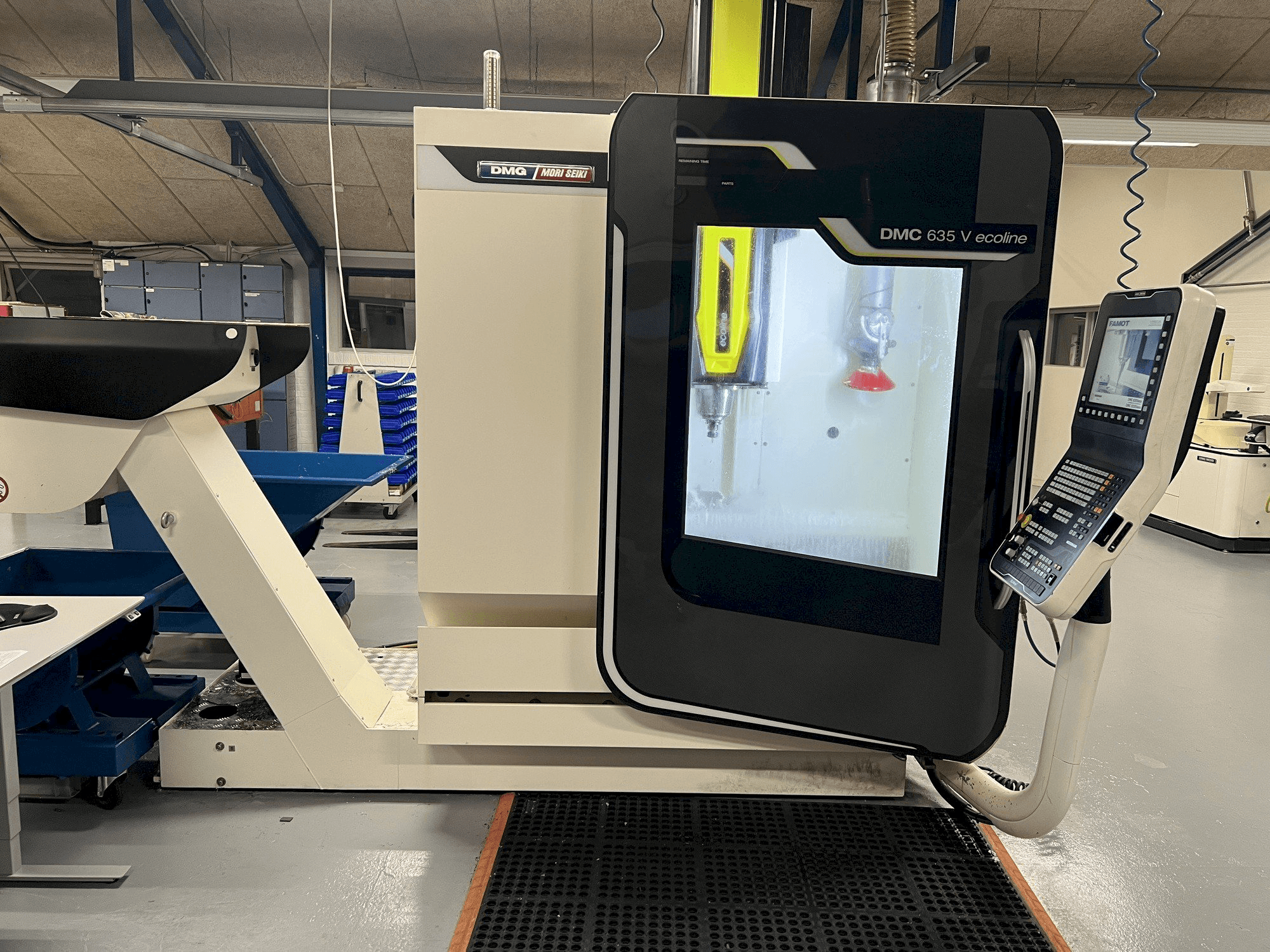 Prikaz stroja DMG Mori Seiki DMC 635 V ECOLINE sprijeda