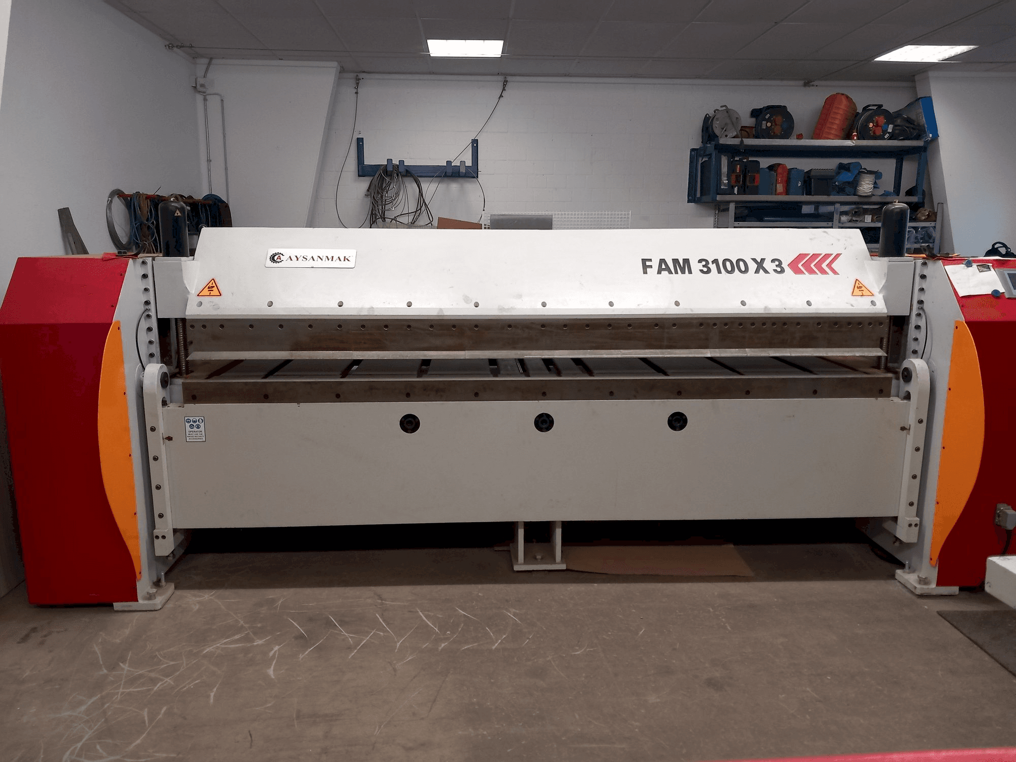 Prikaz stroja AYSANMAK FAM 3100 X3 sprijeda