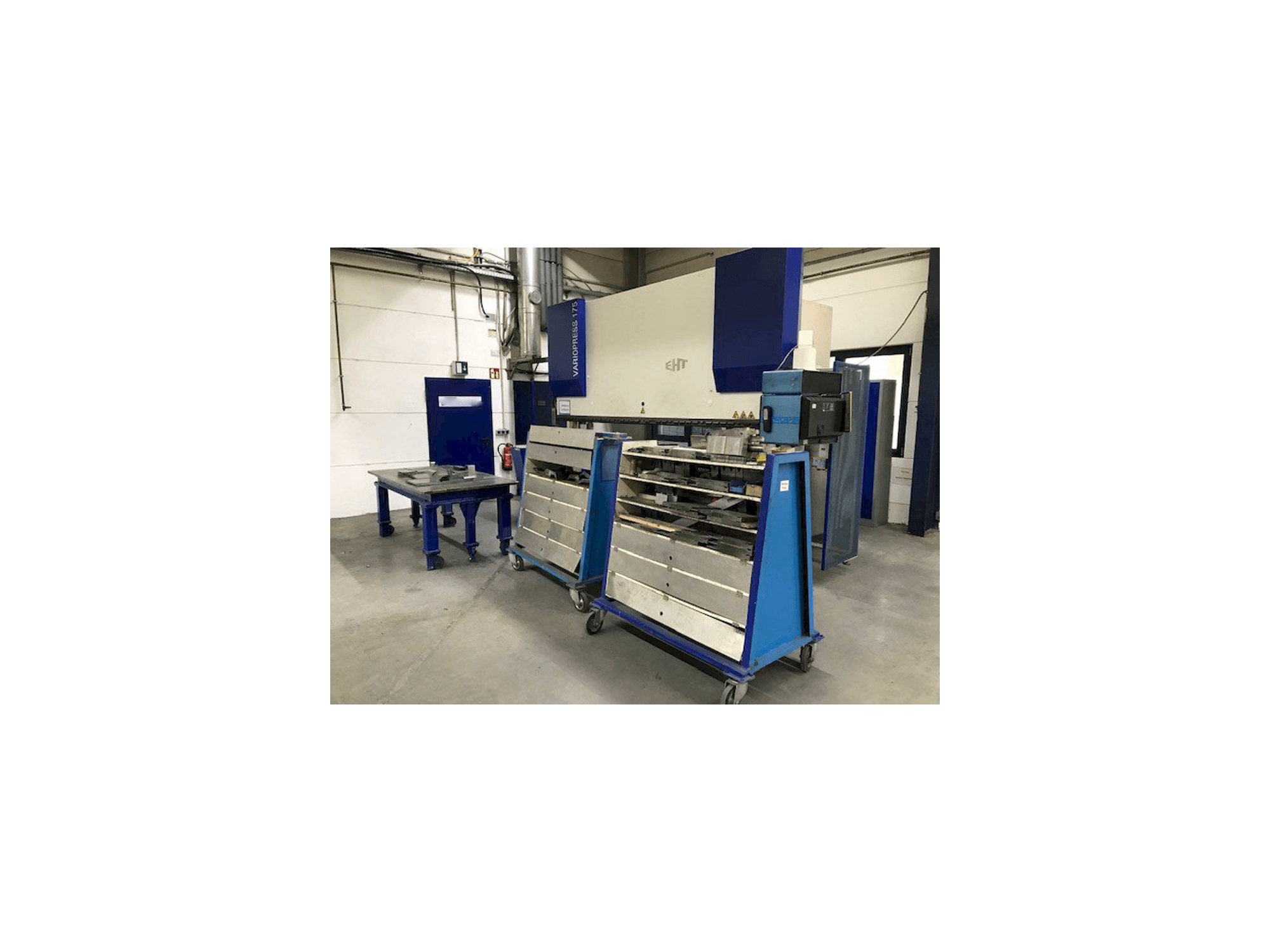 Prikaz stroja EHT VARIOPRESS 175-4050 sprijeda