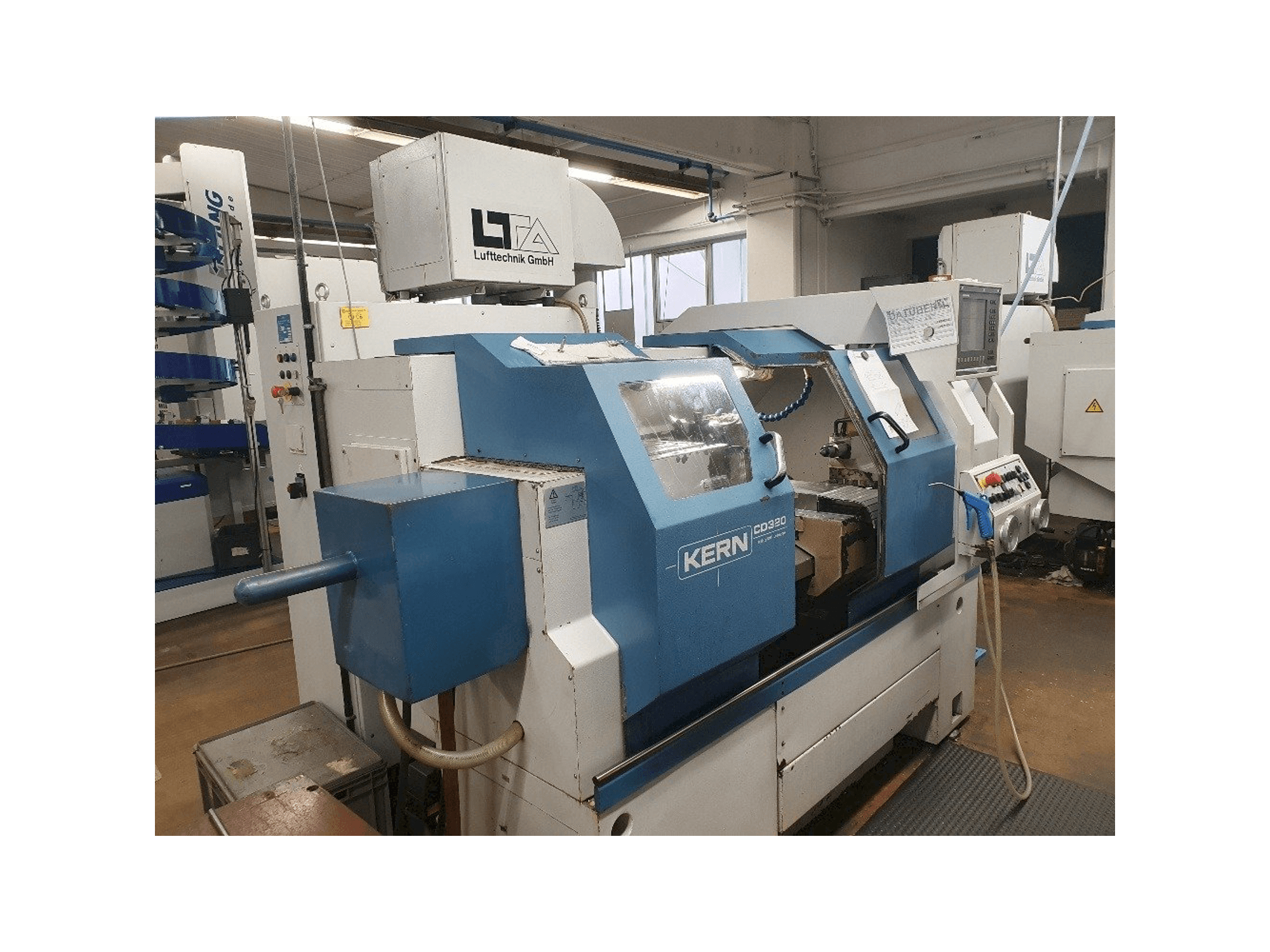 Prikaz lijeve strane stroja DTM CD 320