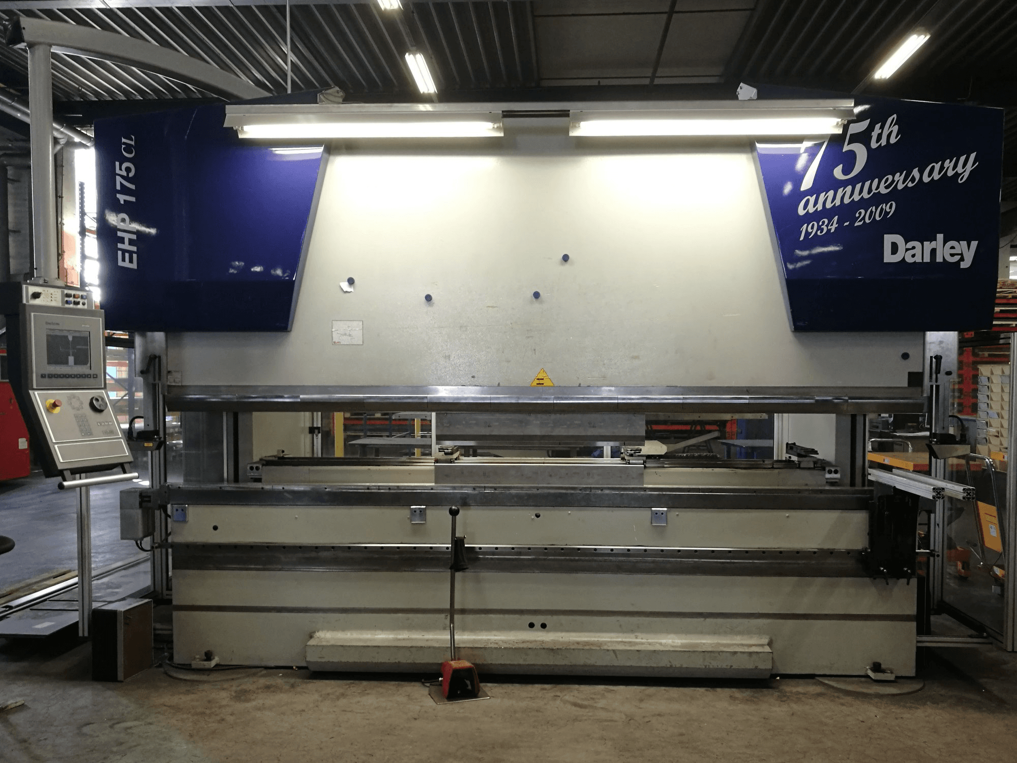 Prikaz stroja Darley EHP LS 175.36/31 CL sprijeda