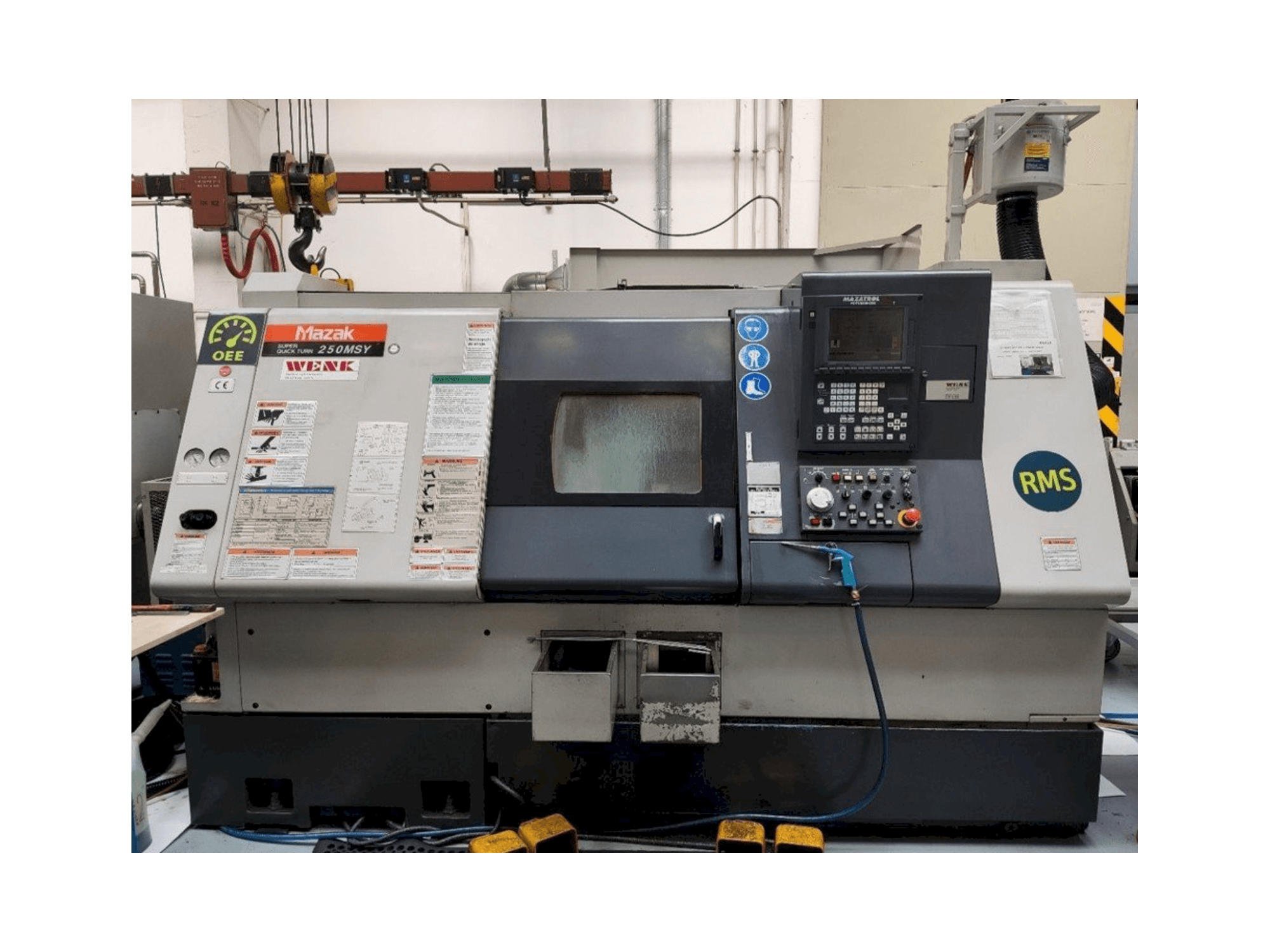 Prikaz stroja Mazak SQT-250 MSY sprijeda