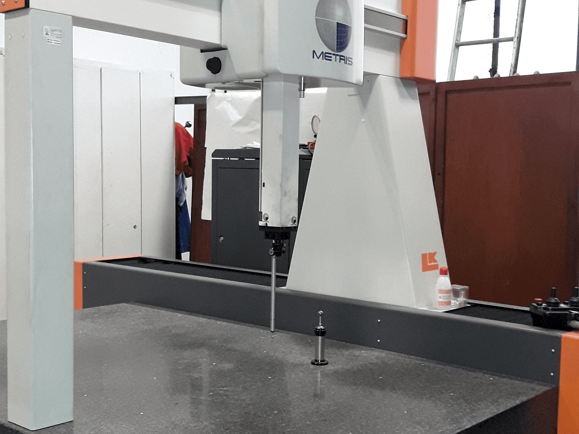 Prikaz stroja Metris MMC LKV Evolution sprijeda