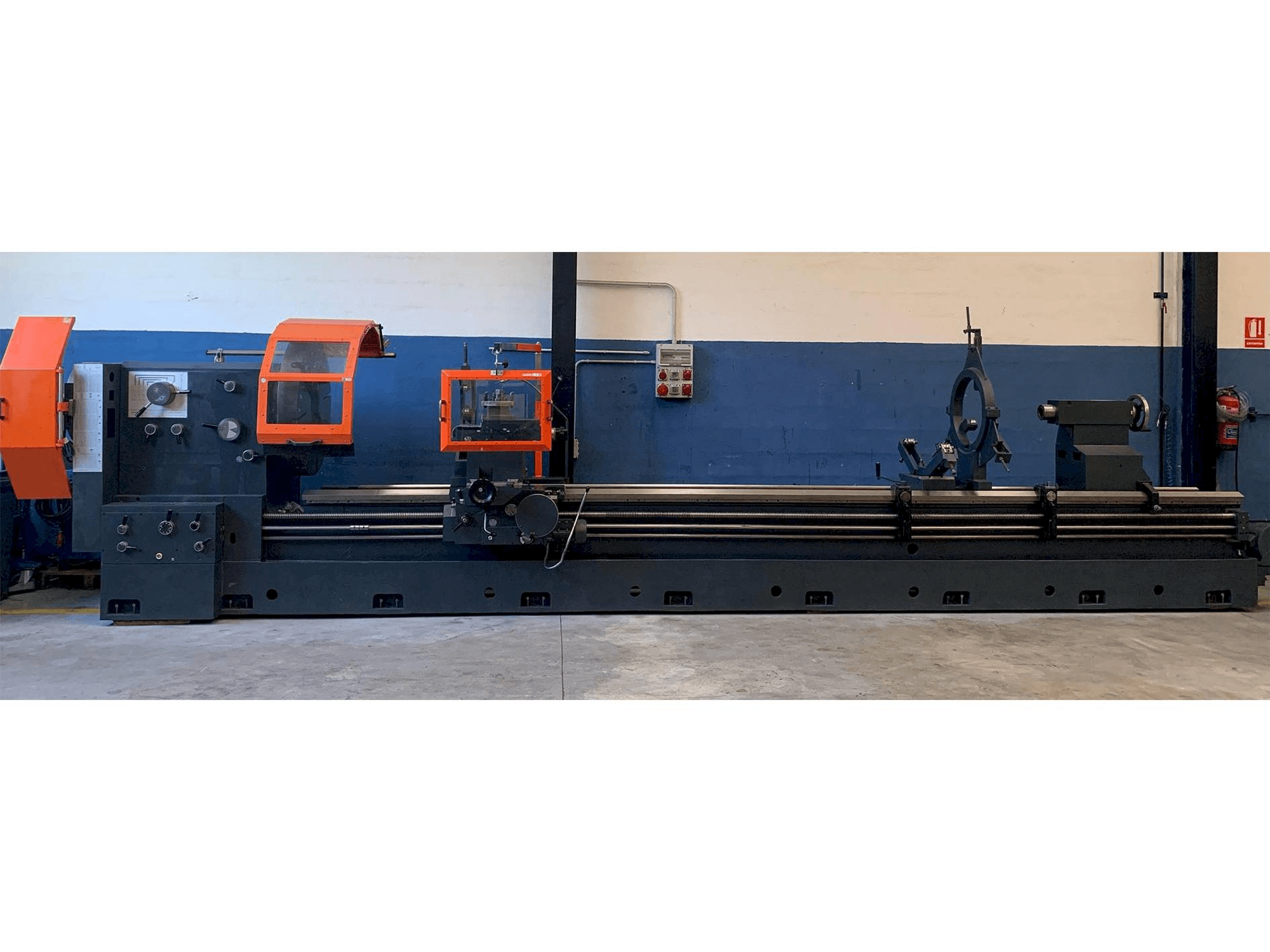 Prikaz stroja Gurutzpe Super AT 600x6000 sprijeda