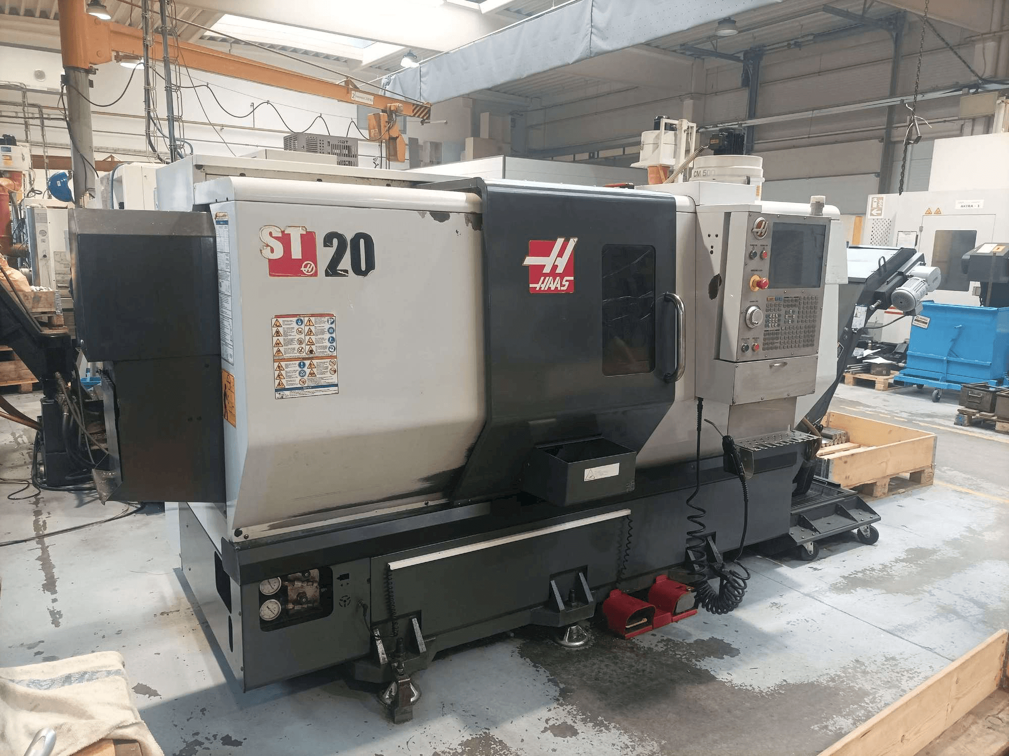 Prikaz stroja HAAS ST-20SSY sprijeda