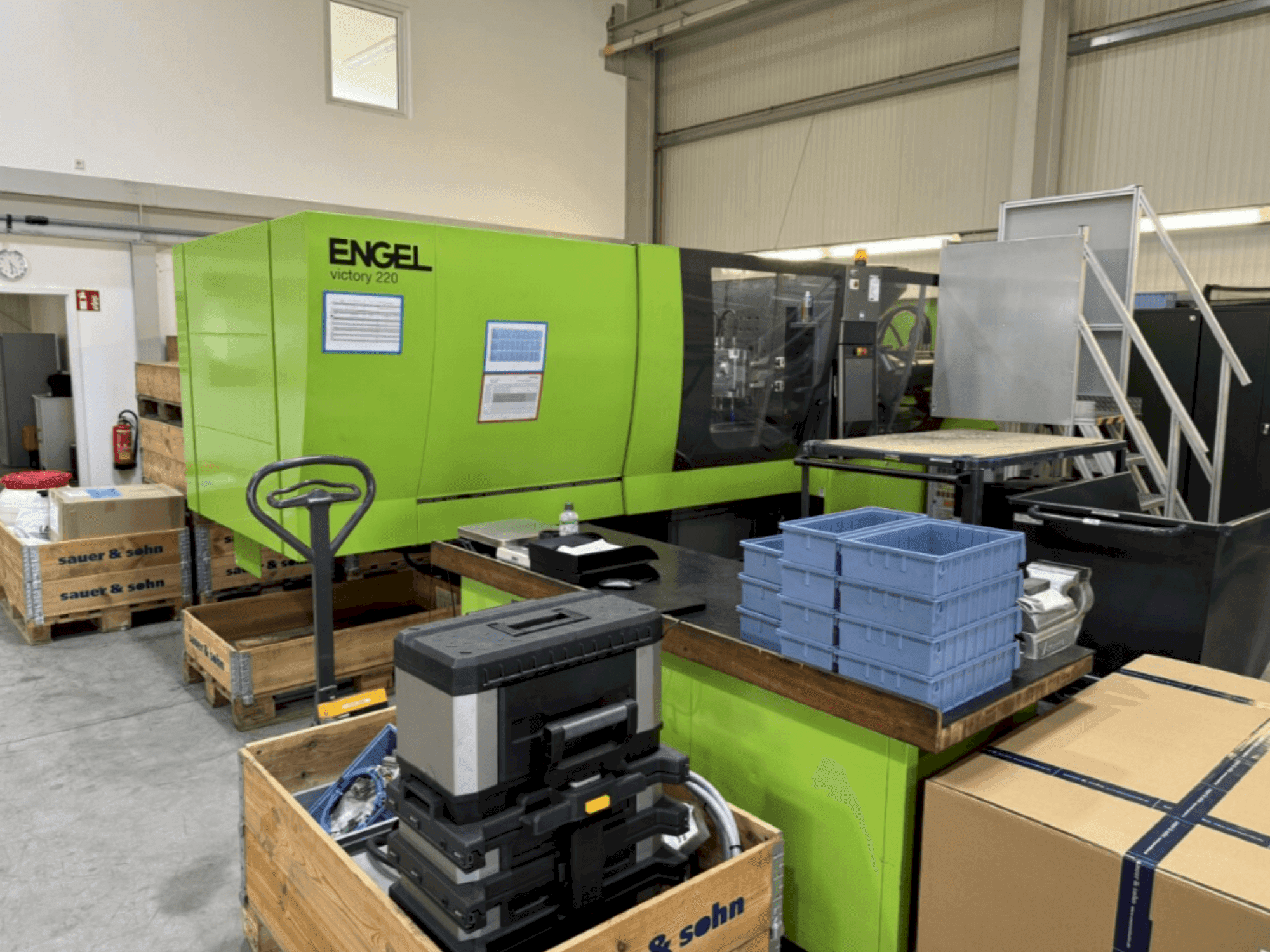 Prikaz stroja Engel Victory 750 / 220 spex sprijeda