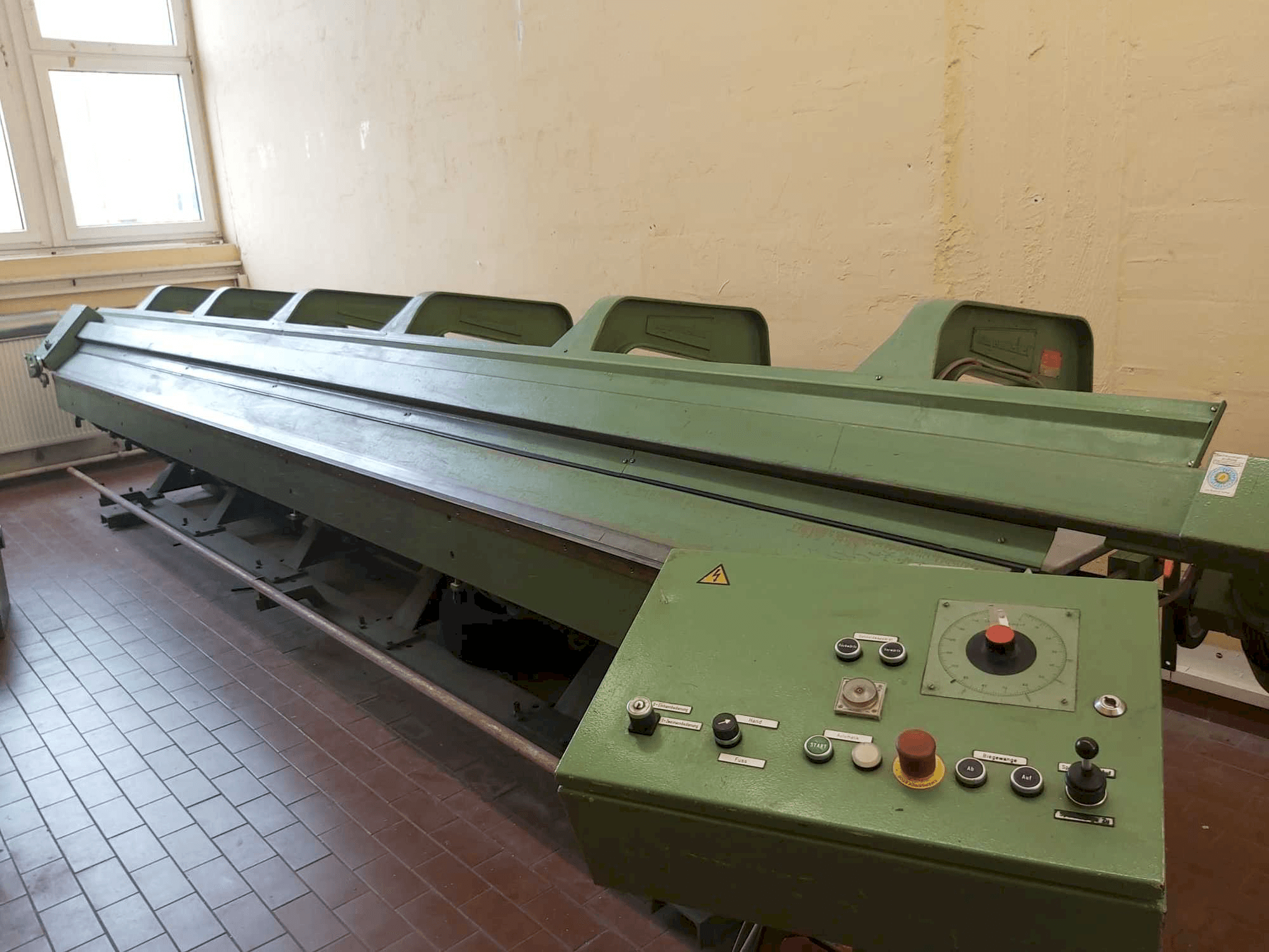 Prikaz stroja Biegmeister BMTH 6.1,5 sprijeda