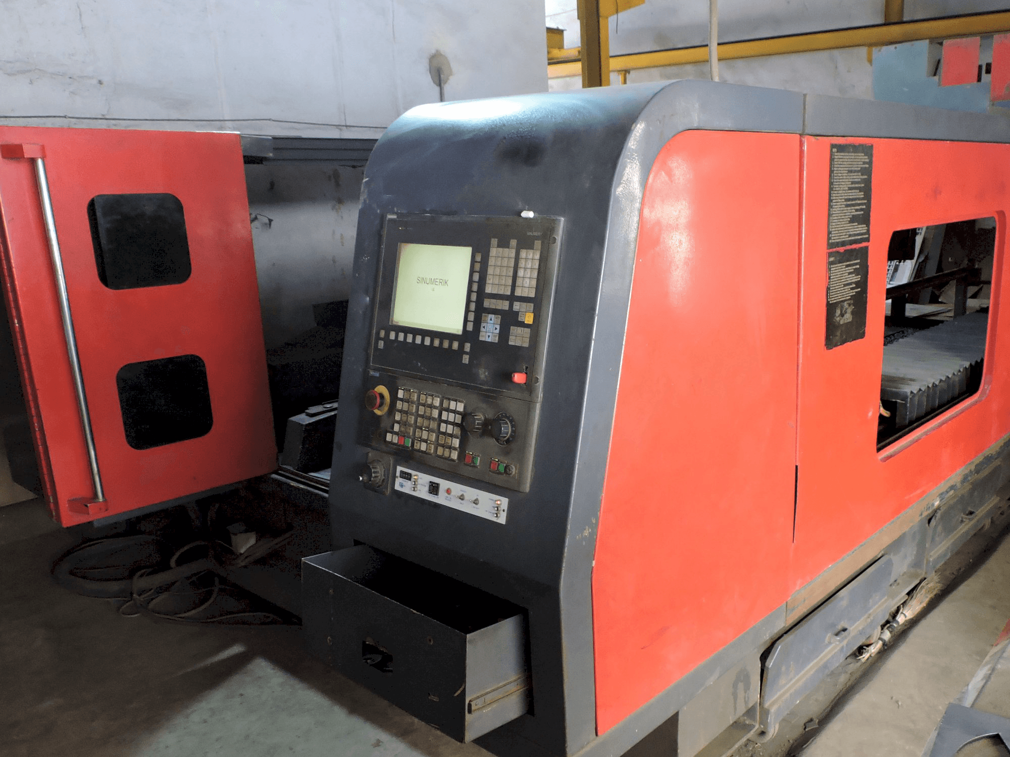 Prikaz stroja Sahajanand Future X zdesna