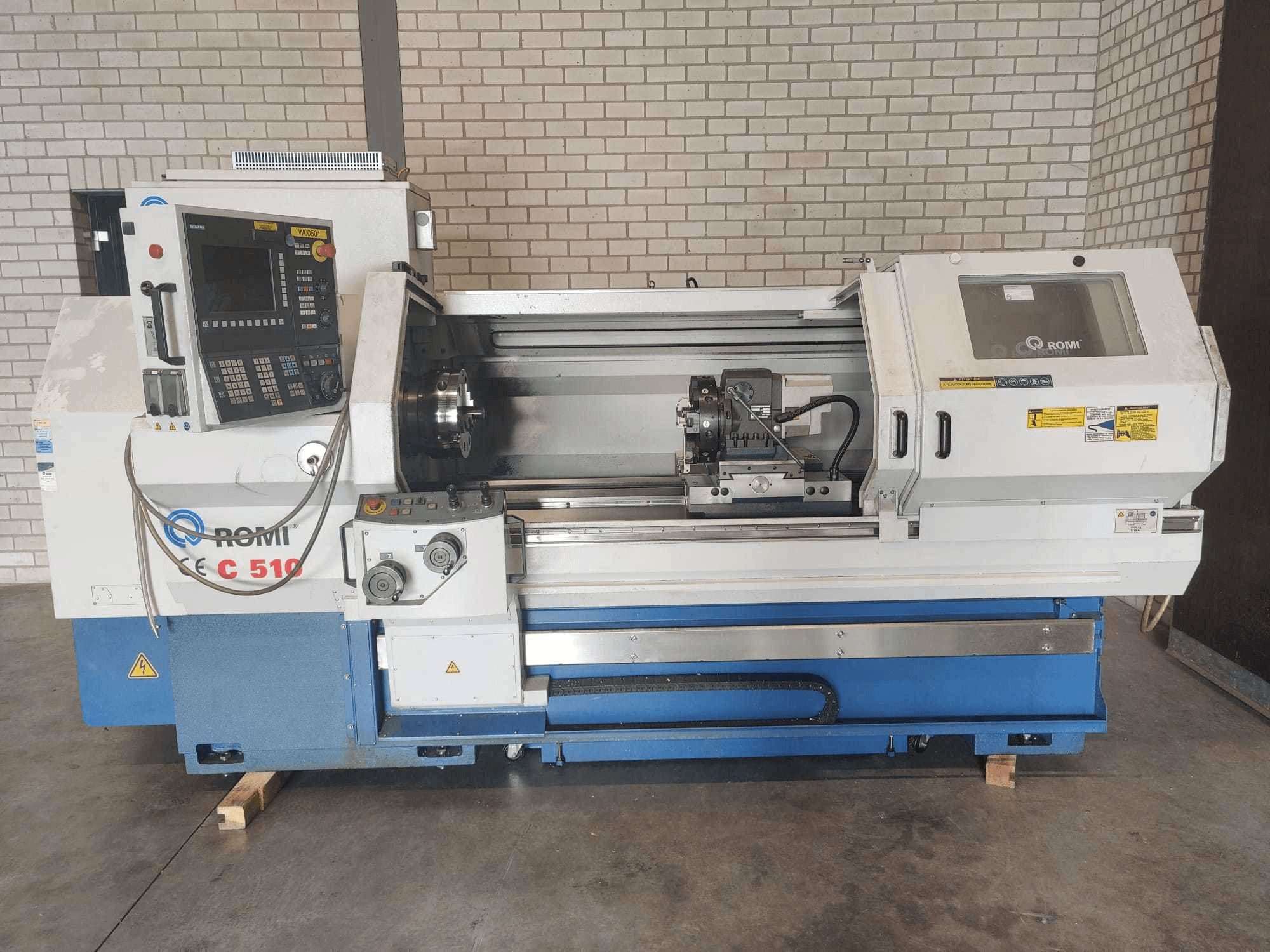 Prikaz stroja Romi C510 sprijeda