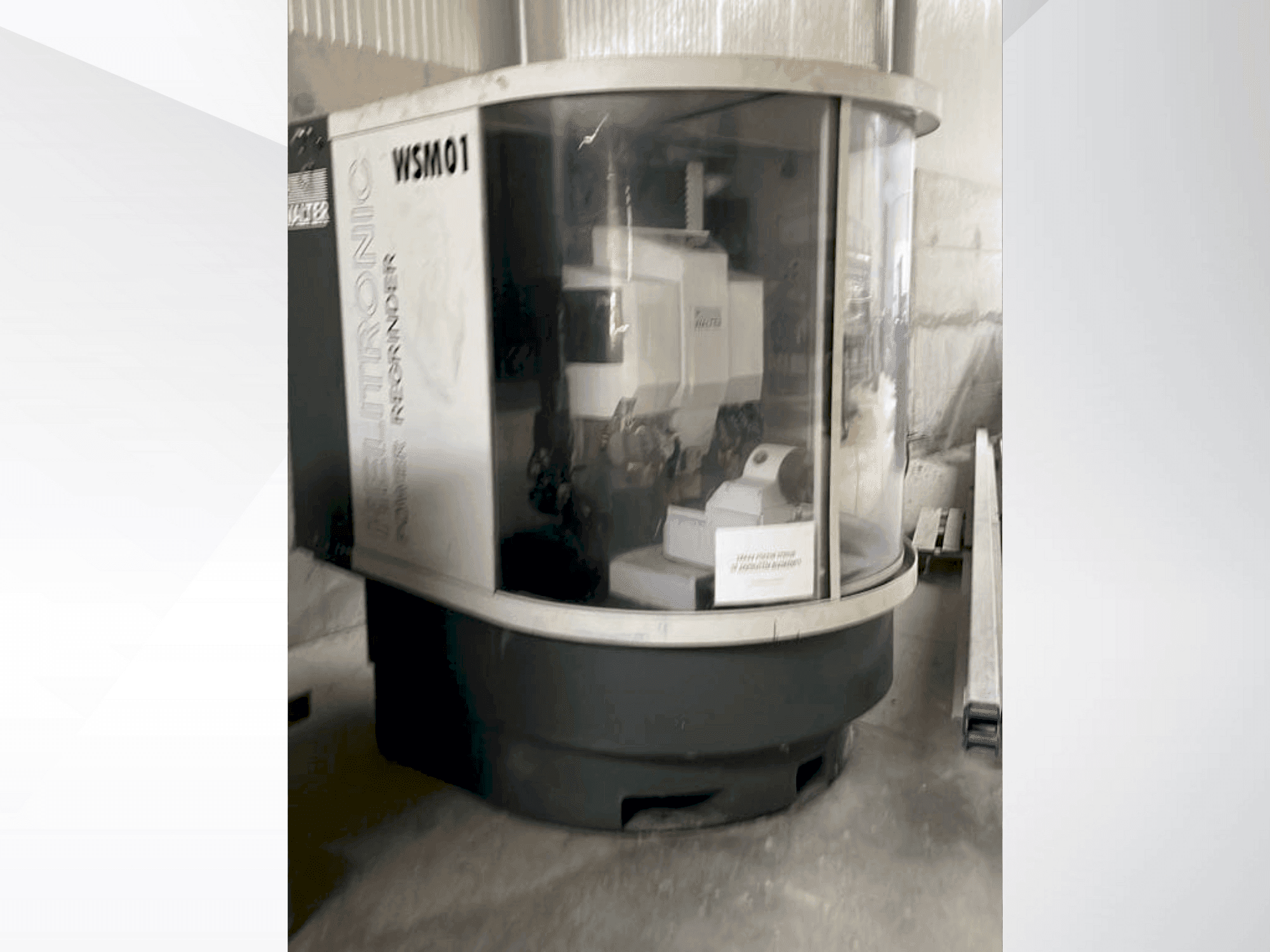 Prikaz stroja WALTER Helitronic Power Regrinder sprijeda