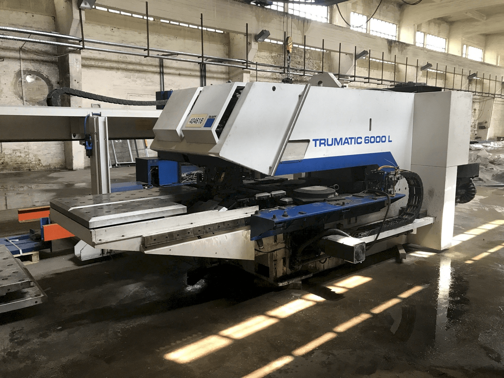 Prikaz stroja Trumpf TRUMATIC 6000 L (2002) sprijeda