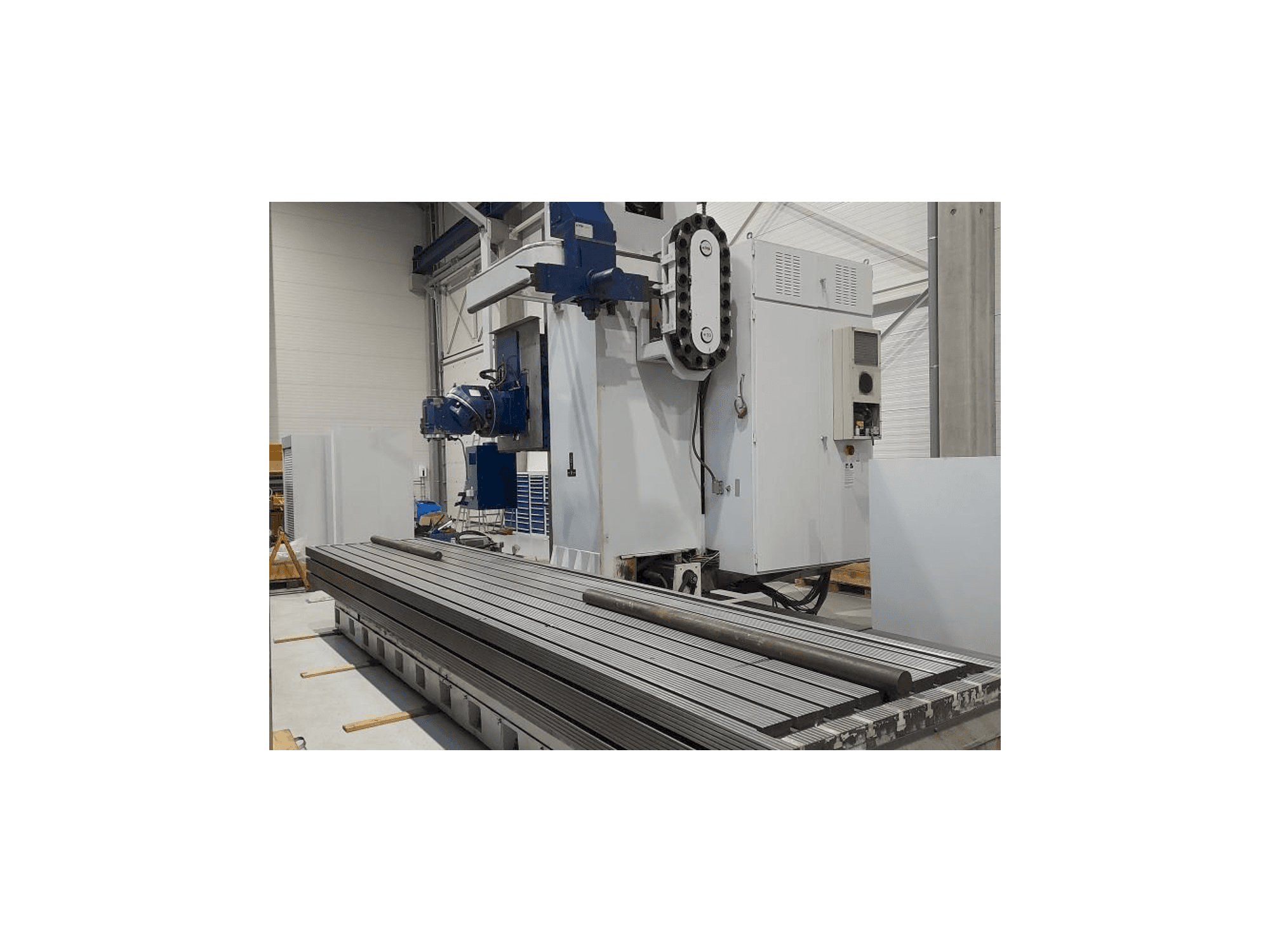 Prikaz stroja CME FCM 6000 sprijeda