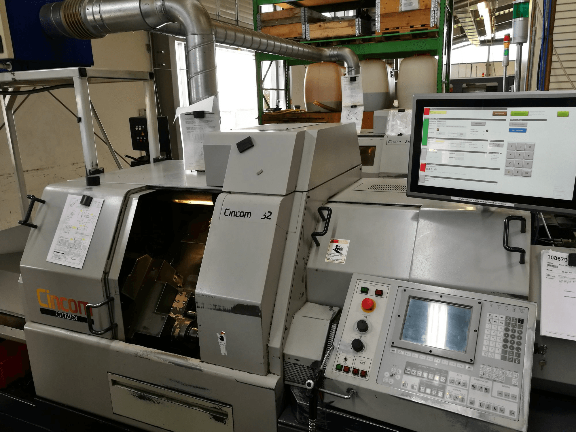 Prikaz stroja CITIZEN CINCOM L32 sprijeda