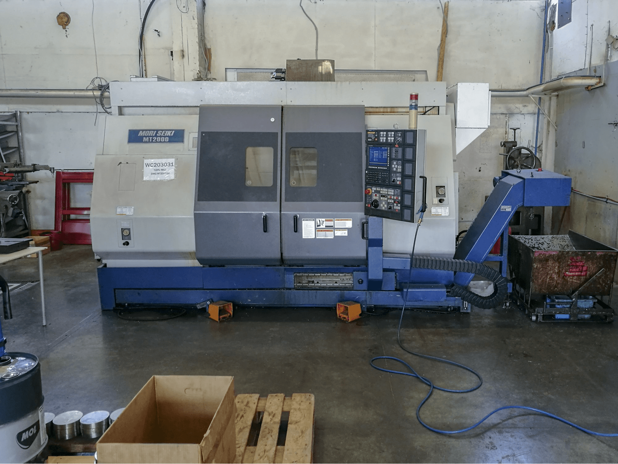 Prikaz stroja MORI SEIKI MT-2000 SZ sprijeda