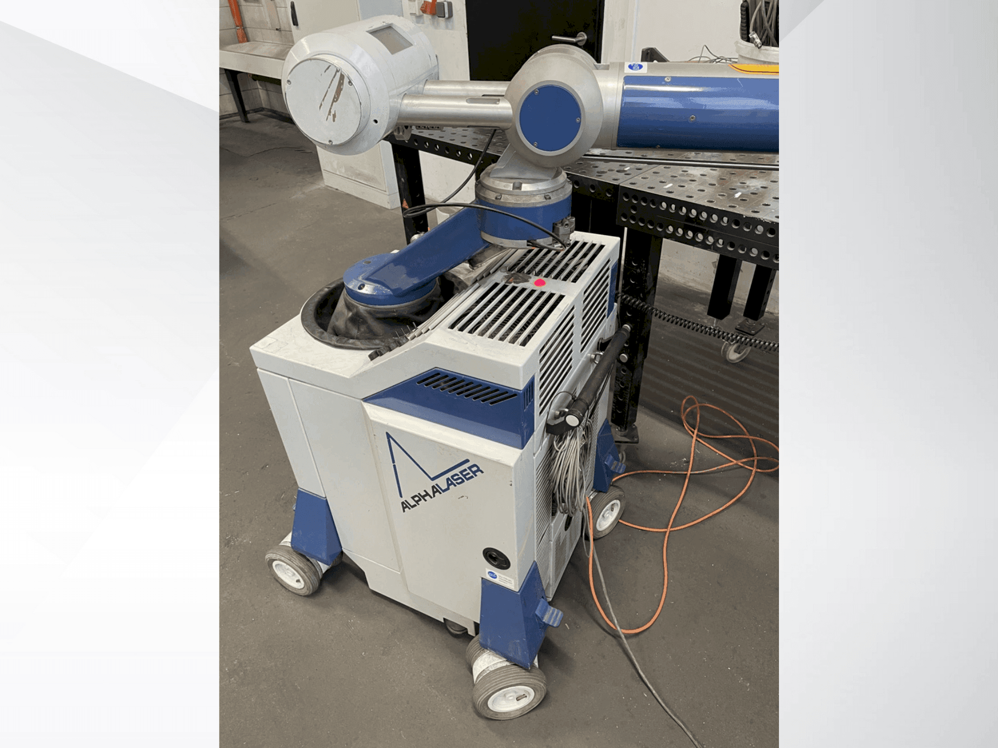 Prikaz stroja ALPHA LASER ALM 150 sprijeda