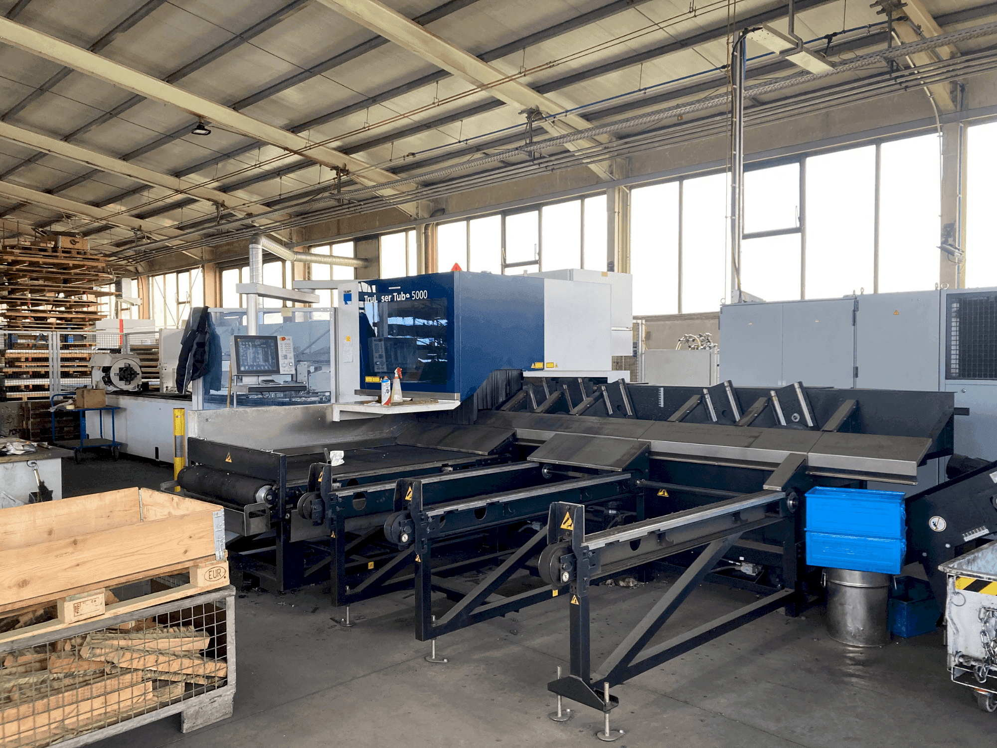 Prikaz stroja TRUMPF TruLaser Tube 5000 sprijeda