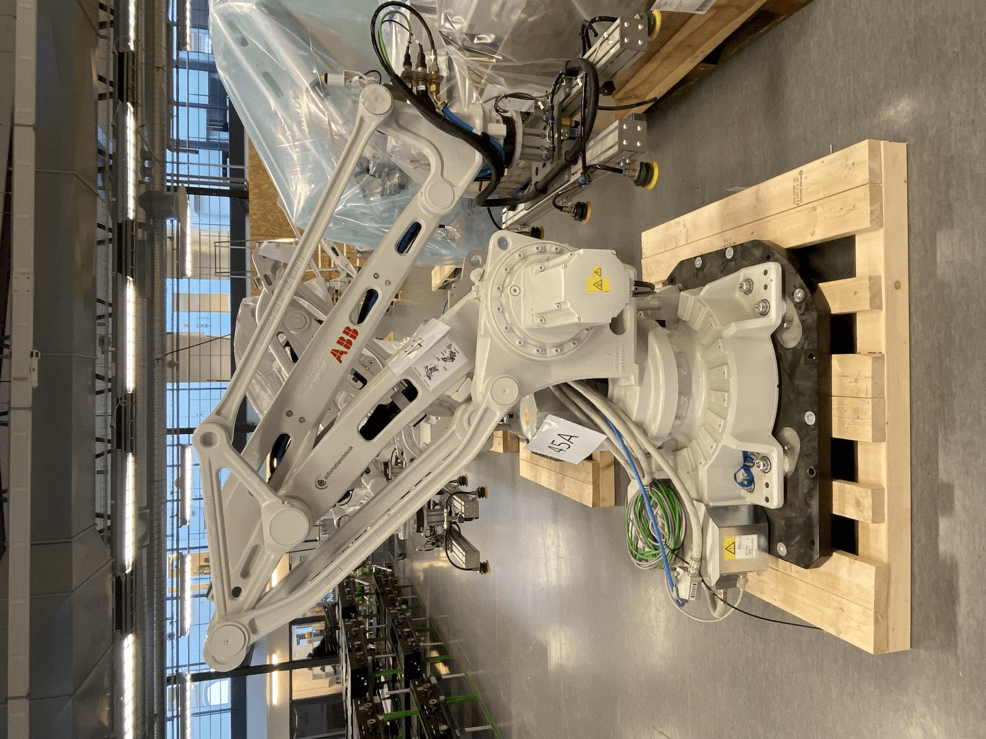 Prikaz stroja ABB IRB 460-110/2.4 sprijeda