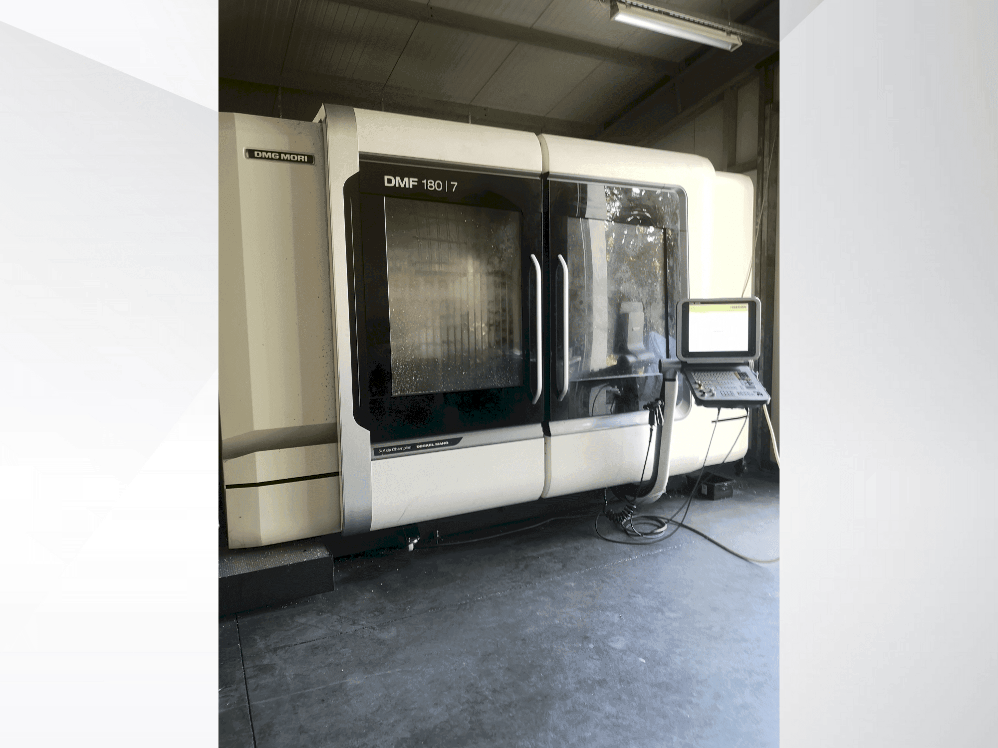 Prikaz stroja DMG MORI DMF 180/7 sprijeda