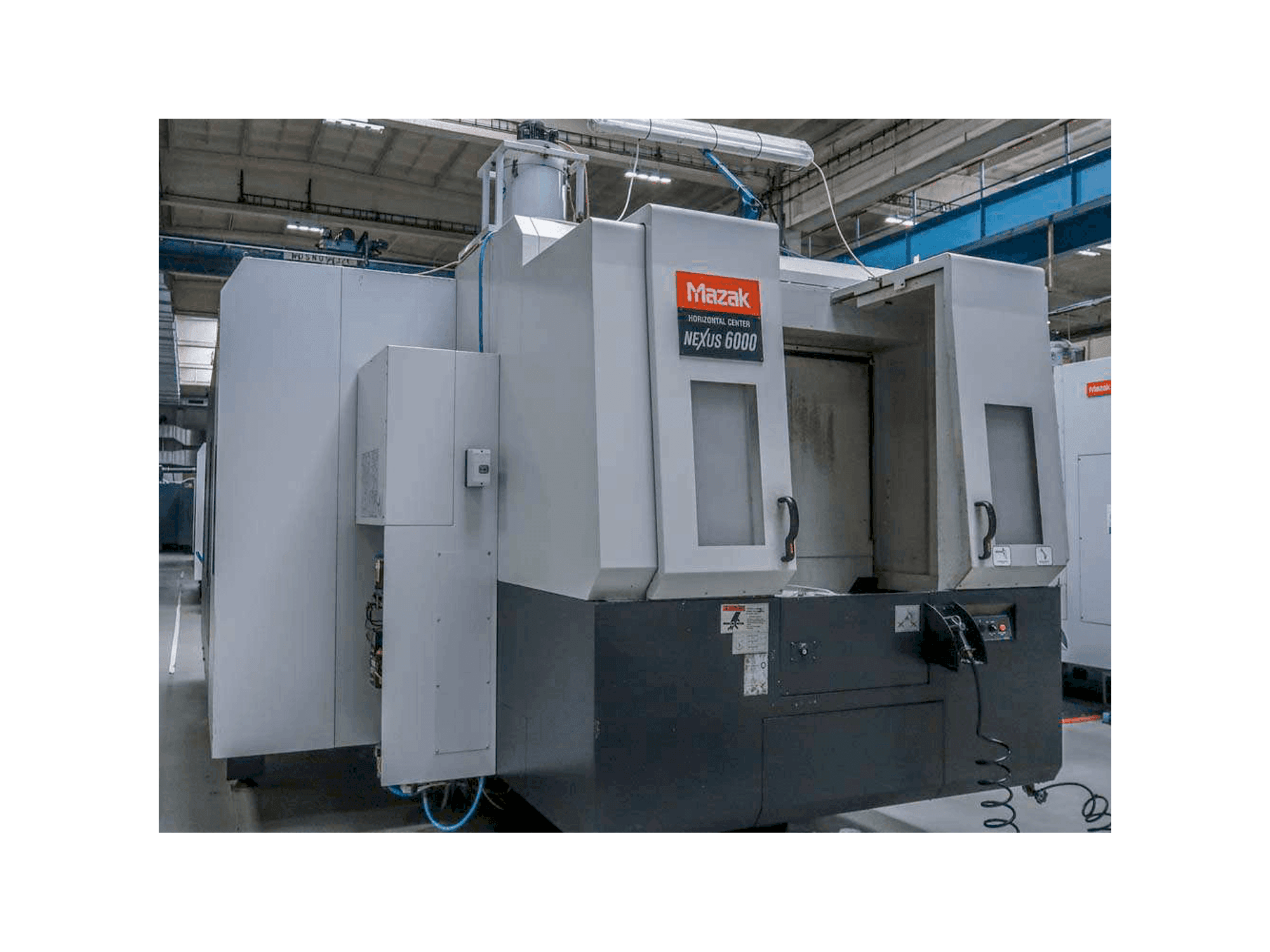 Prikaz stroja Mazak NEXUS HCN 6000 sprijeda