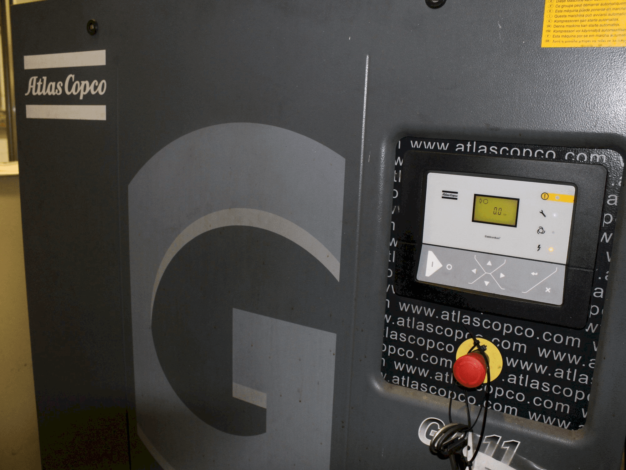 Prikaz stroja Atlas Copco GA11 sprijeda