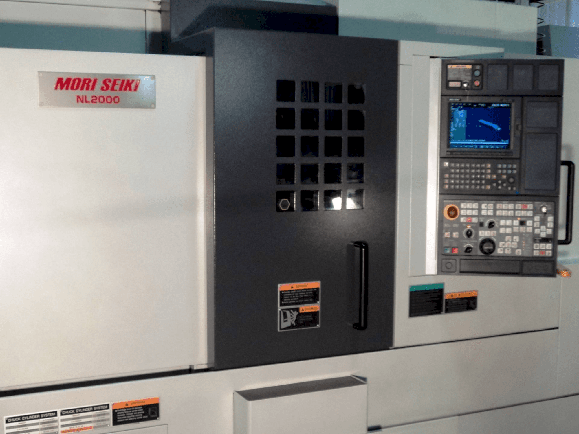 Prikaz stroja MORI SEIKI NL 2000 SY sprijeda