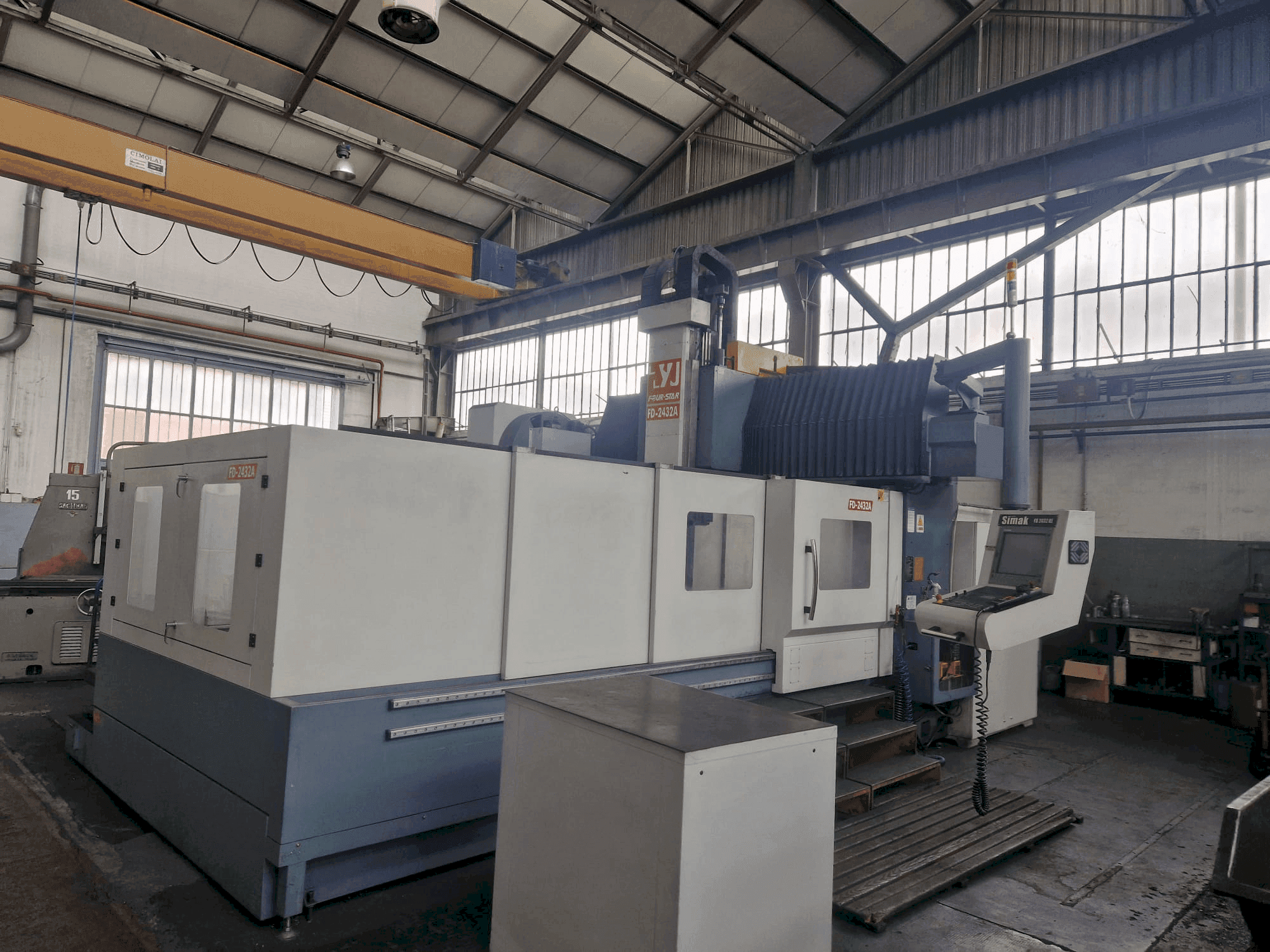 Prikaz stroja VESTA FD2432A HE sprijeda