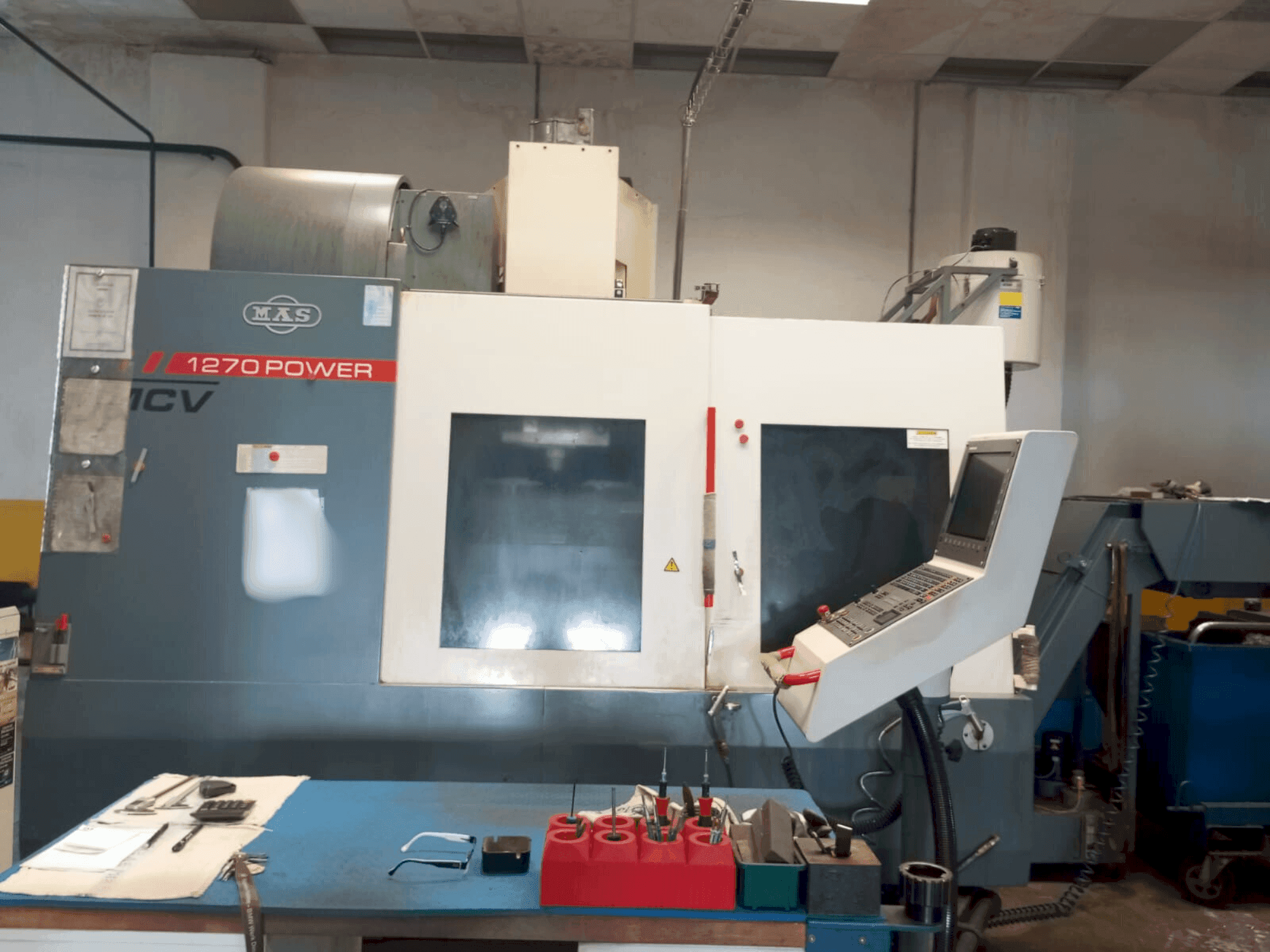 Prikaz stroja KOVOSVIT MAS MCV 1270 Power sprijeda