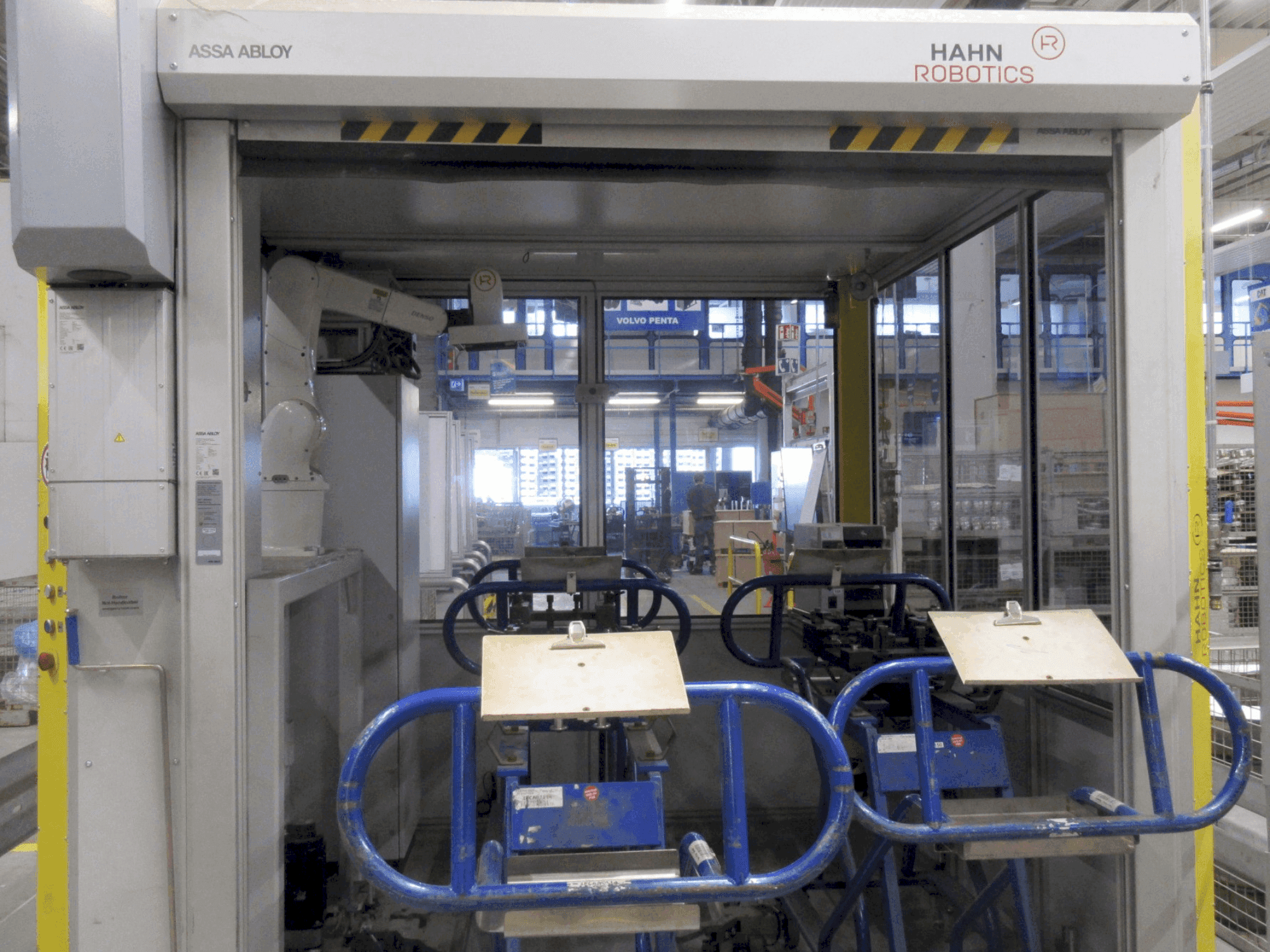 Prikaz stroja HAHN Robotics CAT Final Check EOL (2021) sprijeda