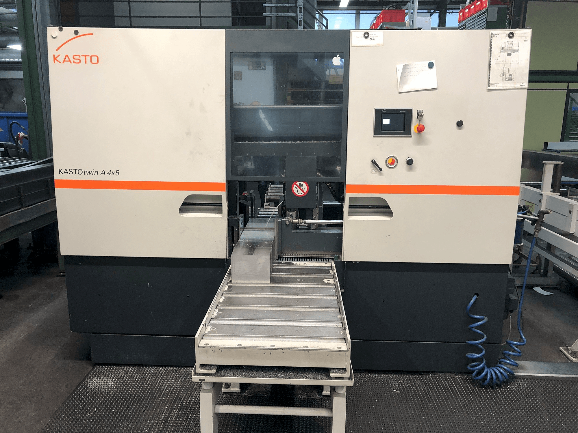 Prikaz stroja KASTO Twin A4x5 sprijeda