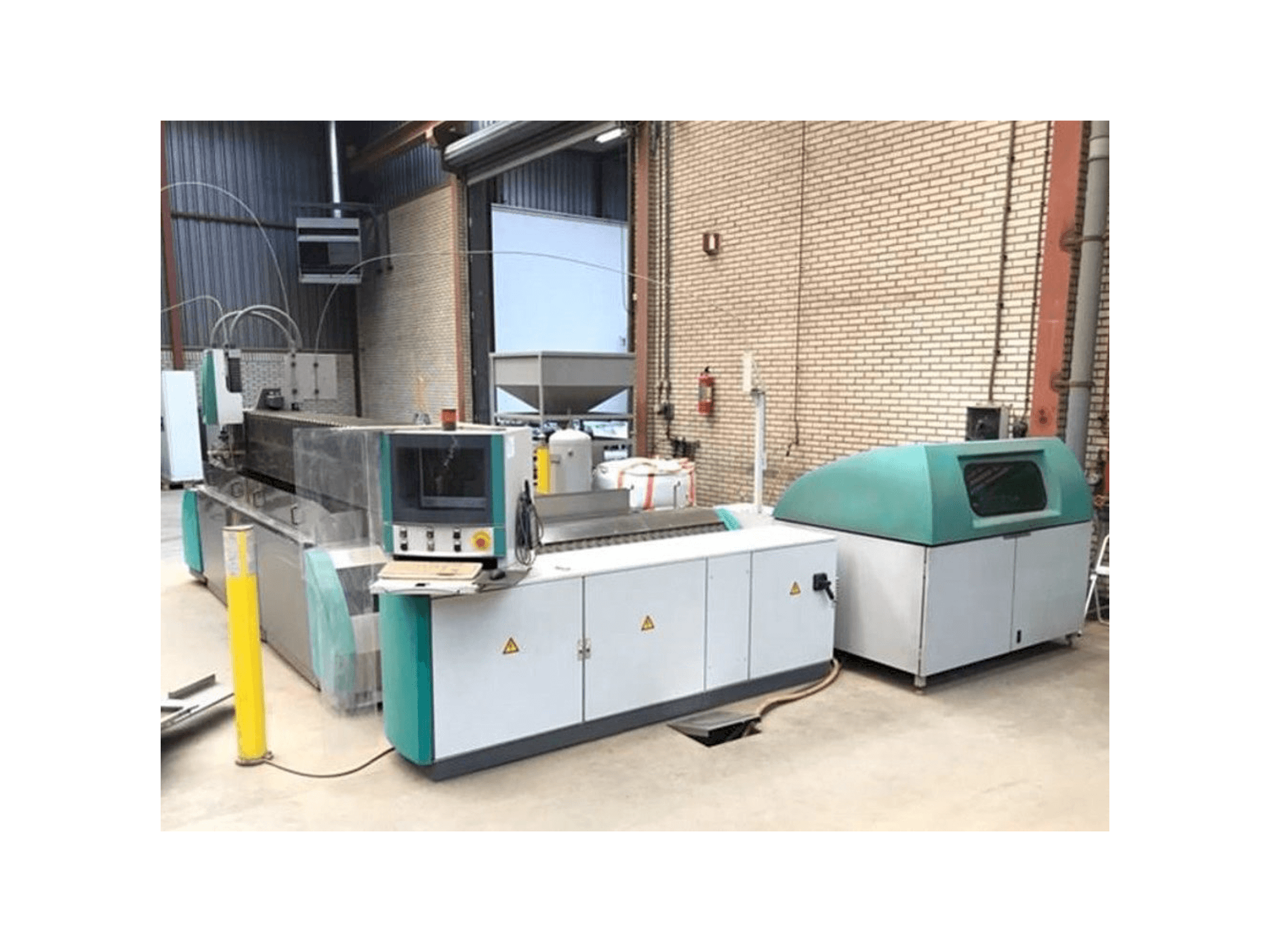 Prikaz stroja Flow WMC 3020 sprijeda