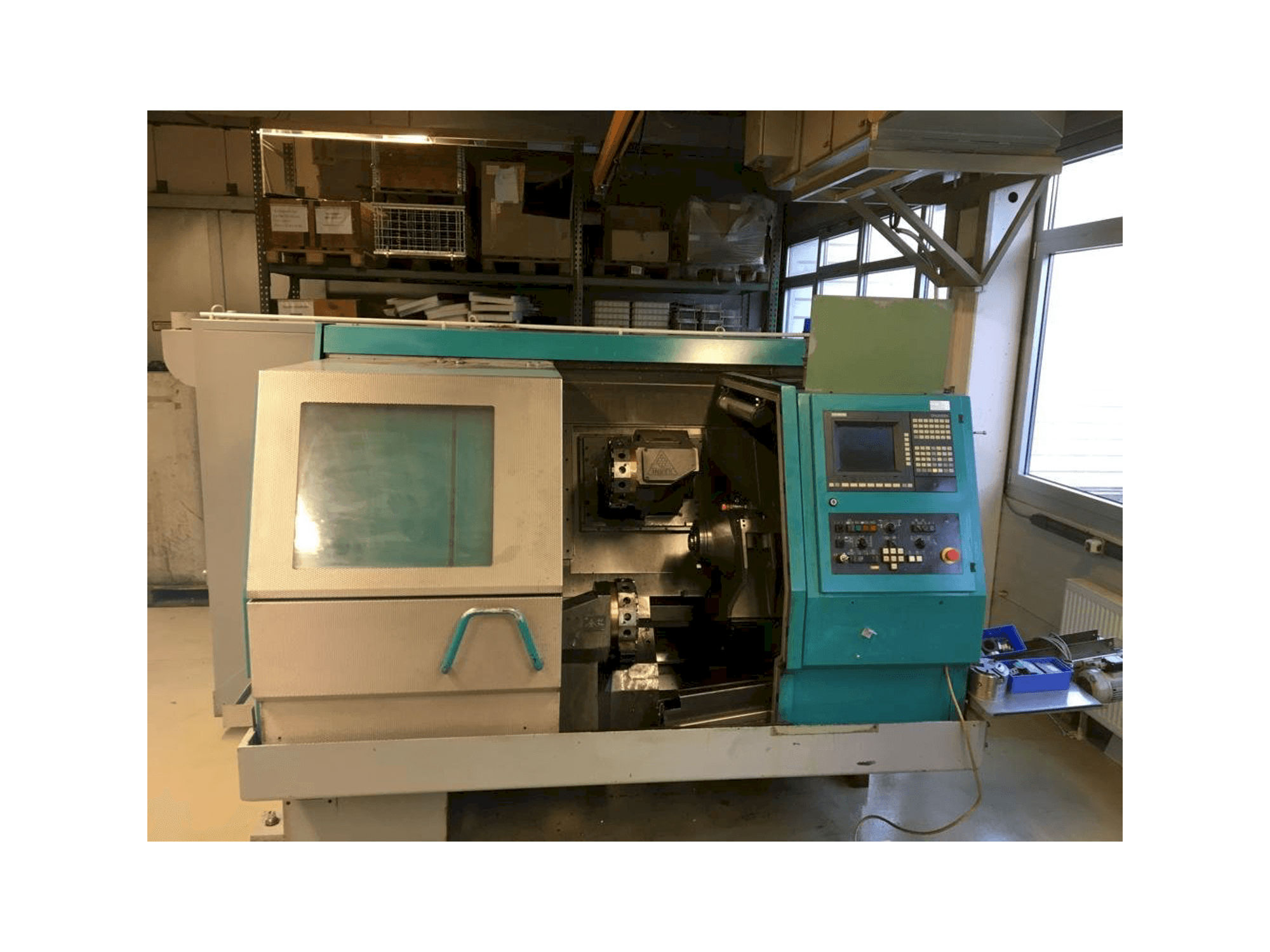 Prikaz stroja Index G200 sprijeda