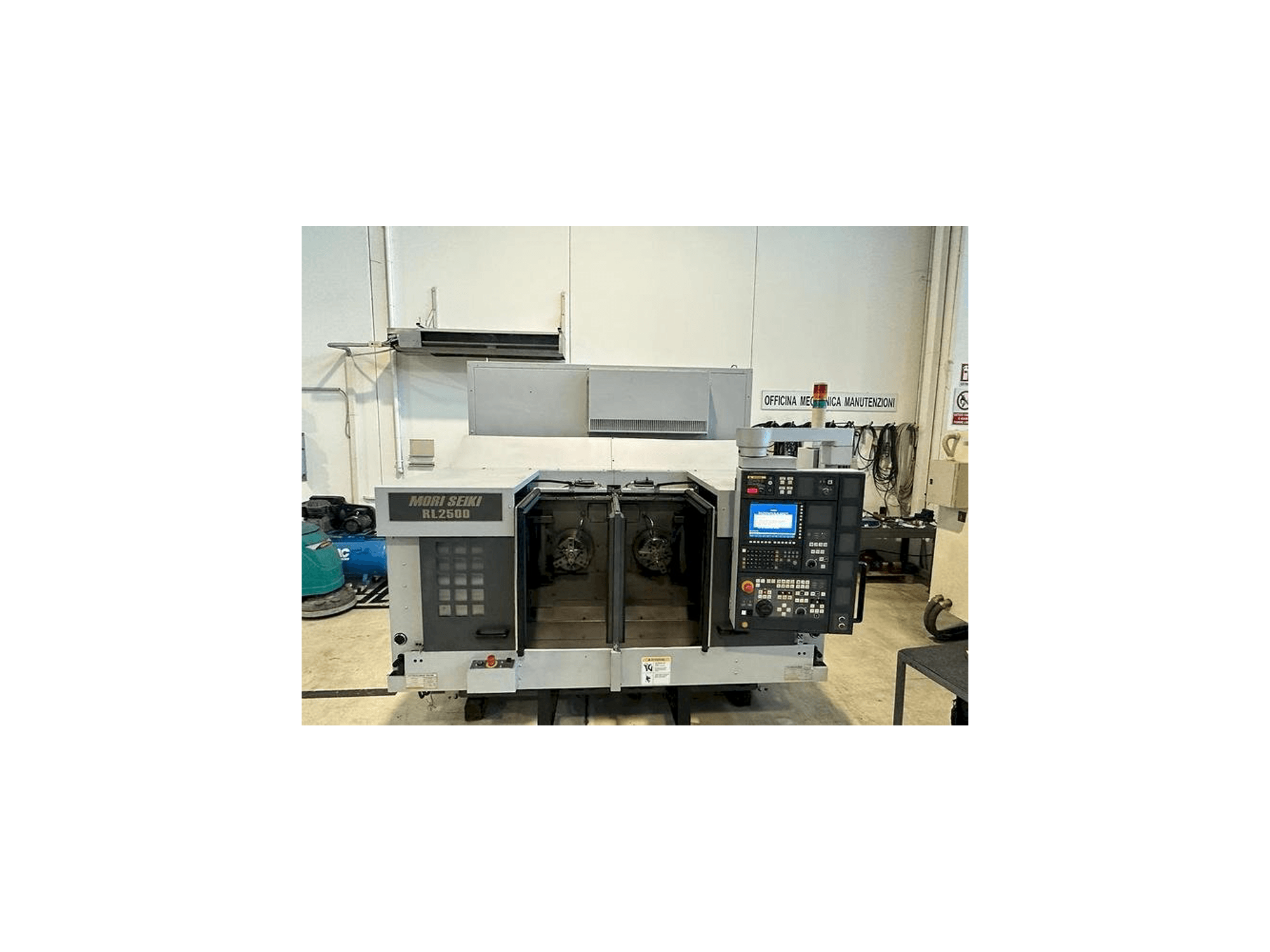 Prikaz stroja MORI SEIKI RL 2500 sprijeda