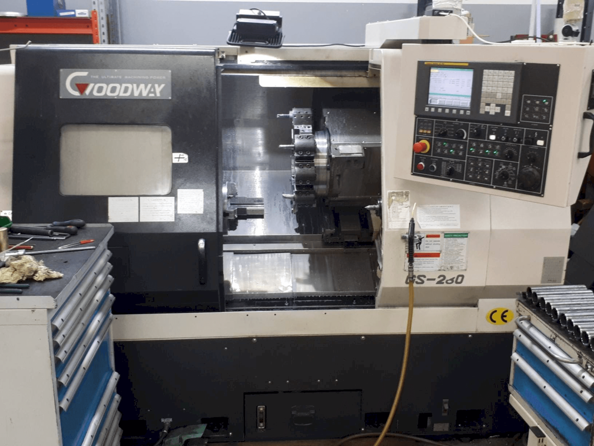 Prikaz stroja Goodway GS-280 sprijeda