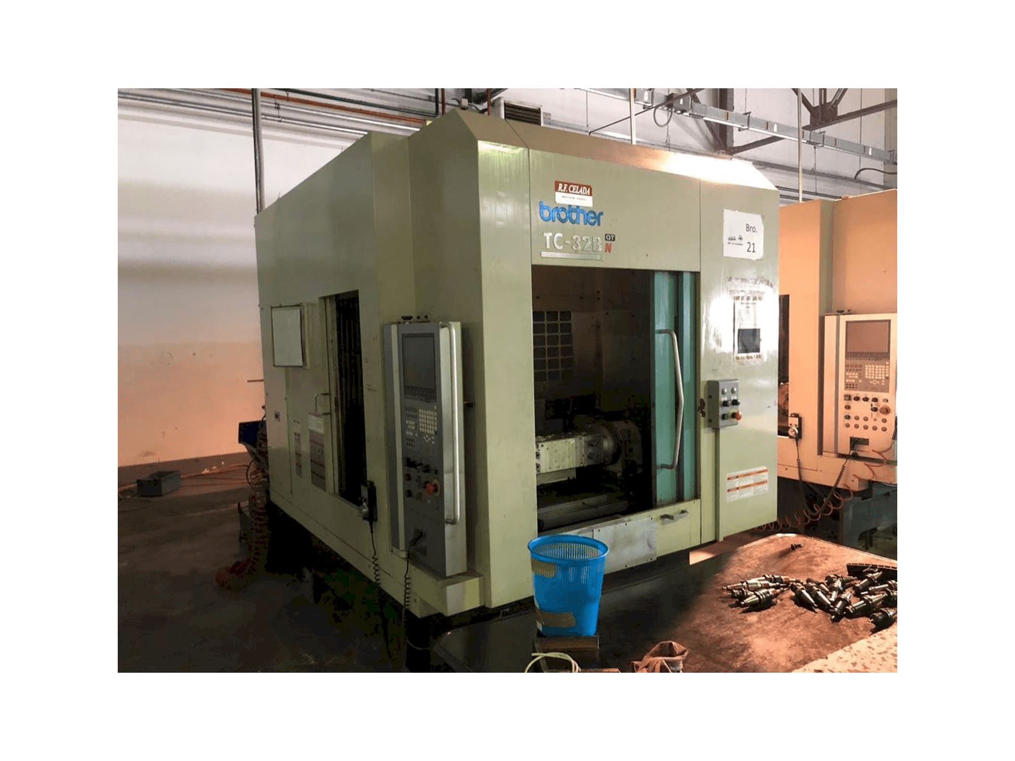 Prikaz stroja Brother TC 32B sprijeda