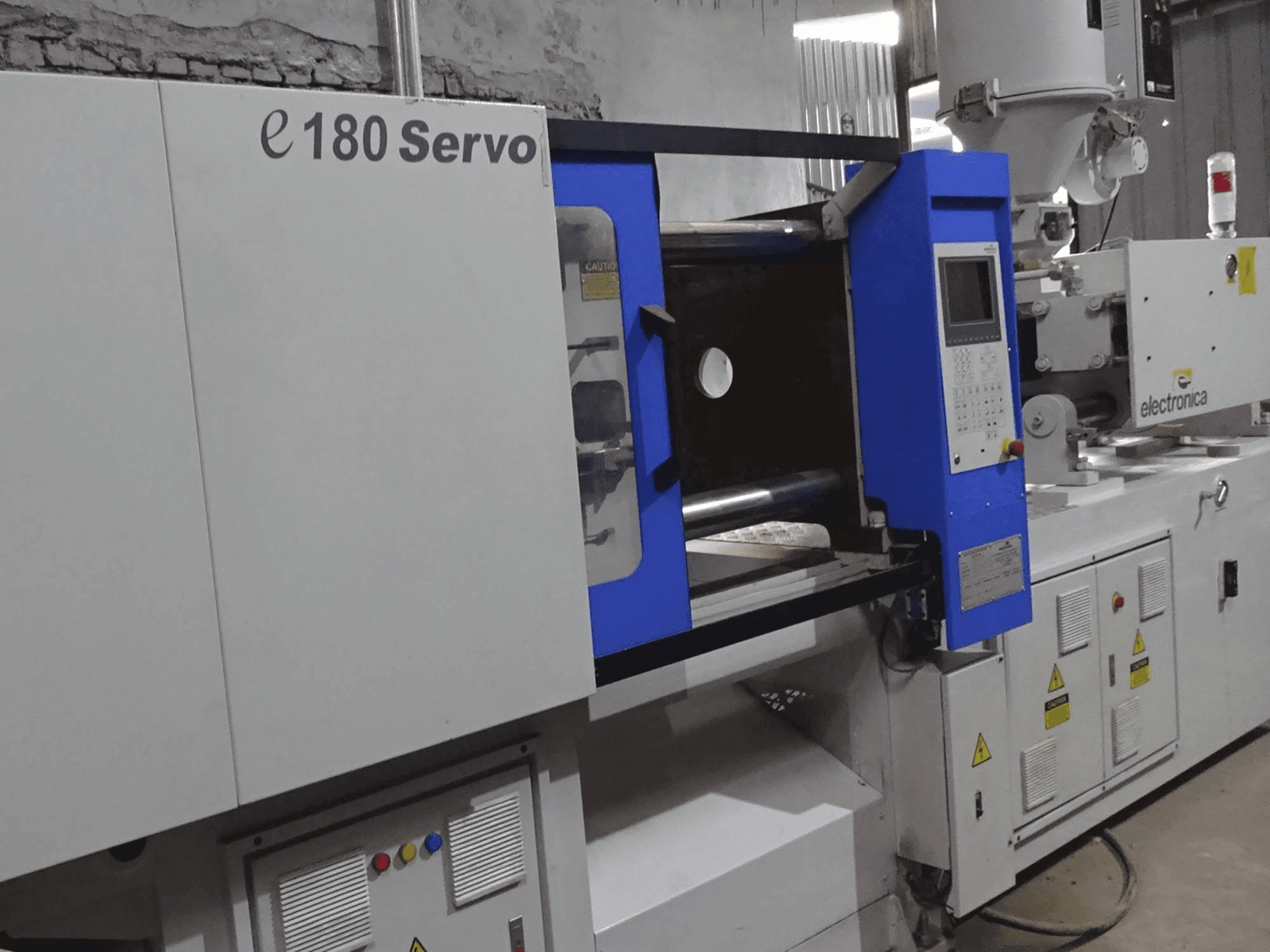 Prikaz stroja Electronica EP01800126 sprijeda