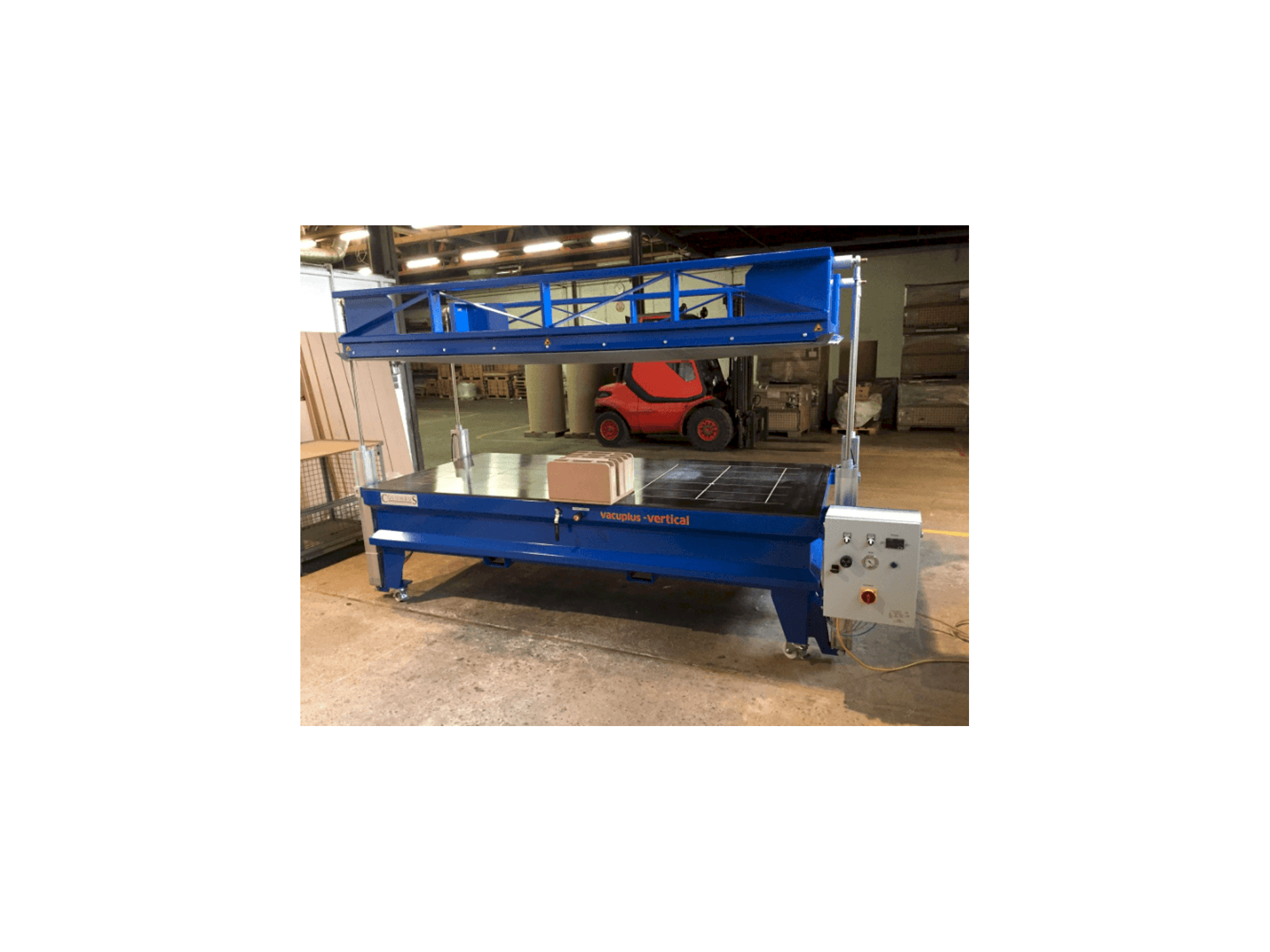 Prikaz stroja Columbus VAKUPLUS Vertikal sprijeda