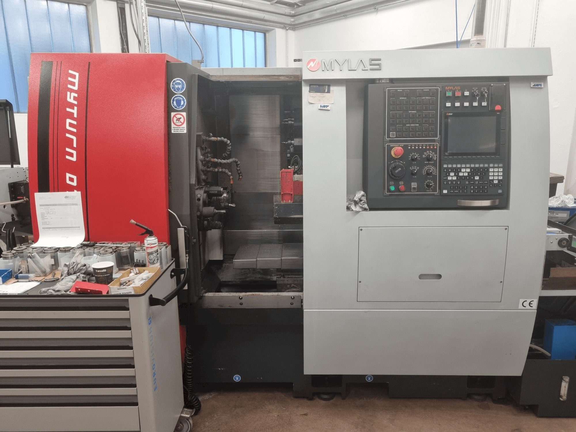 Prikaz stroja MYLAS DT52 sprijeda