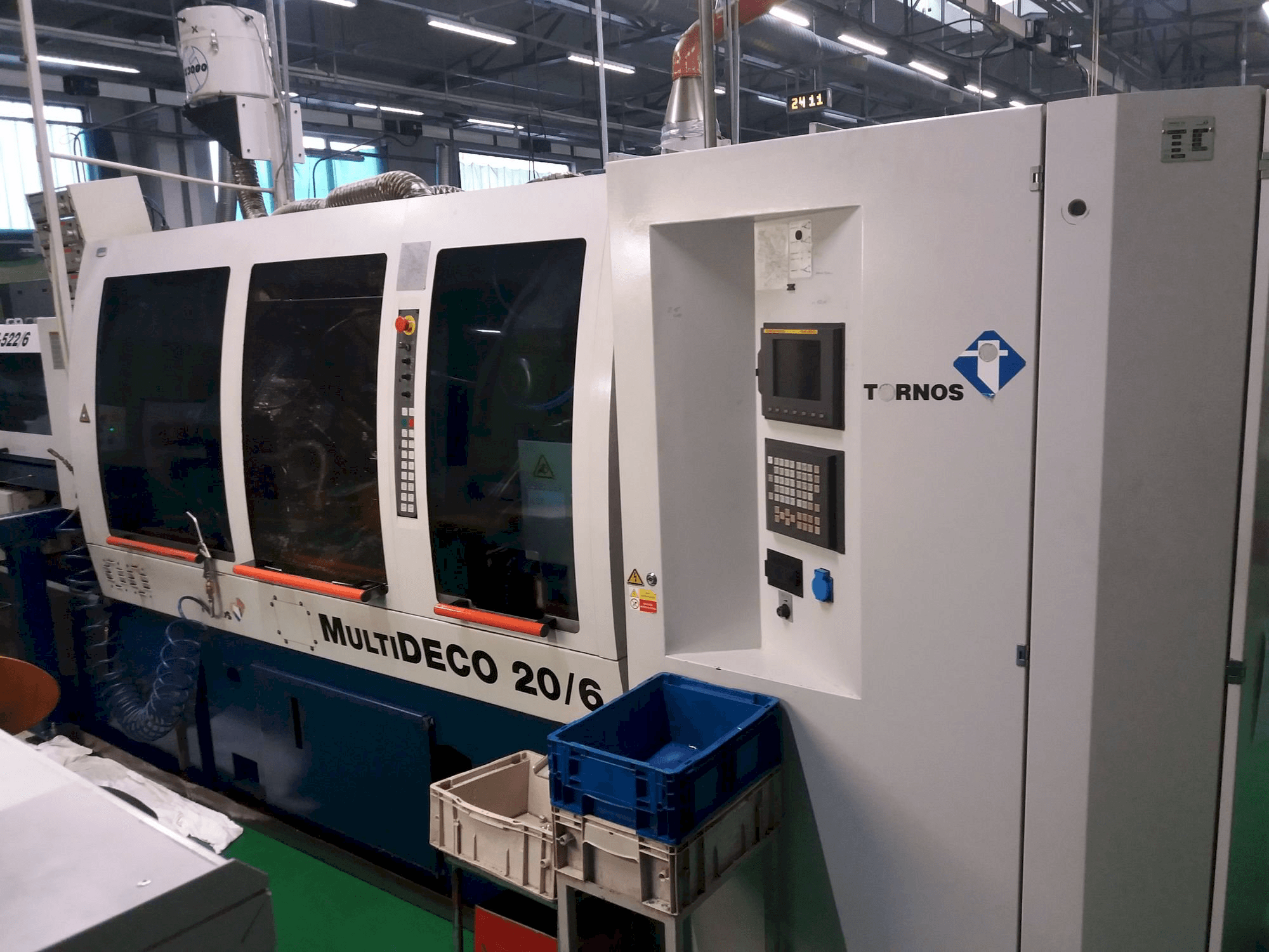 Prikaz stroja Tornos Multideco 26/6 sprijeda