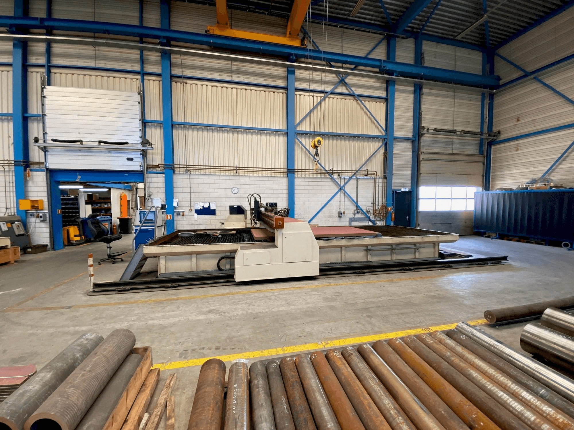 Prikaz stroja Stako type Magnum CNC sprijeda