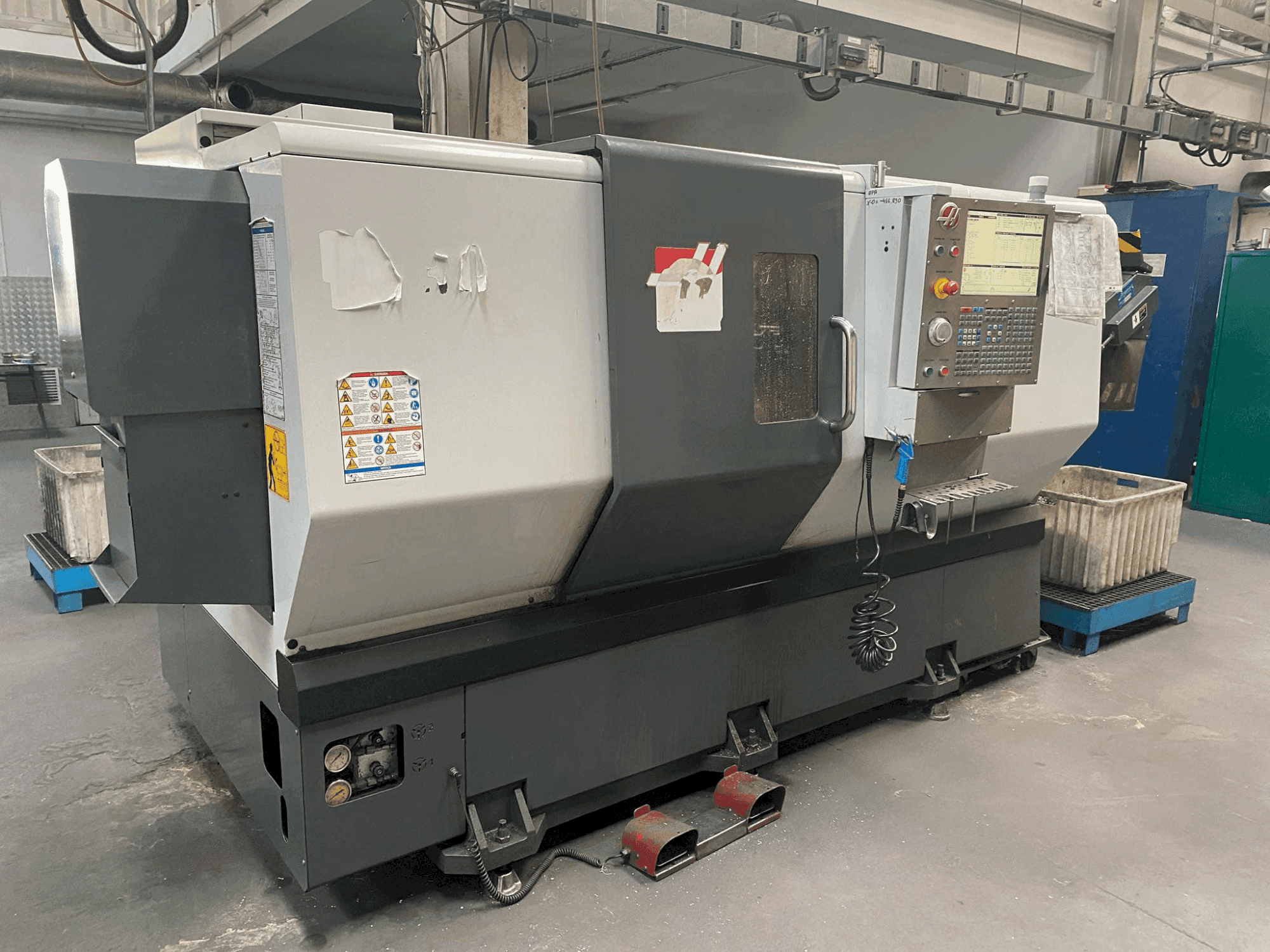 Prikaz stroja HAAS DS-30 sprijeda