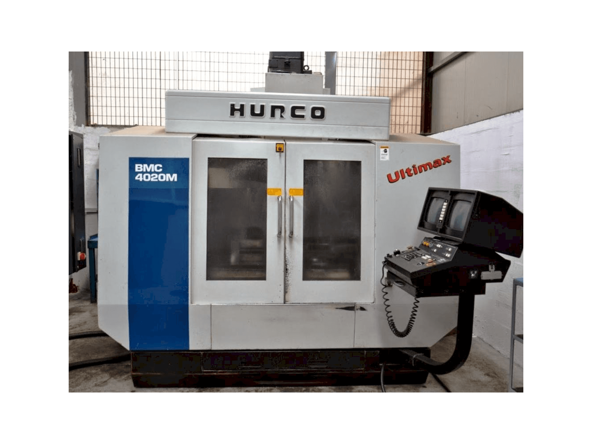 Prikaz stroja Hurco BMC4020M sprijeda