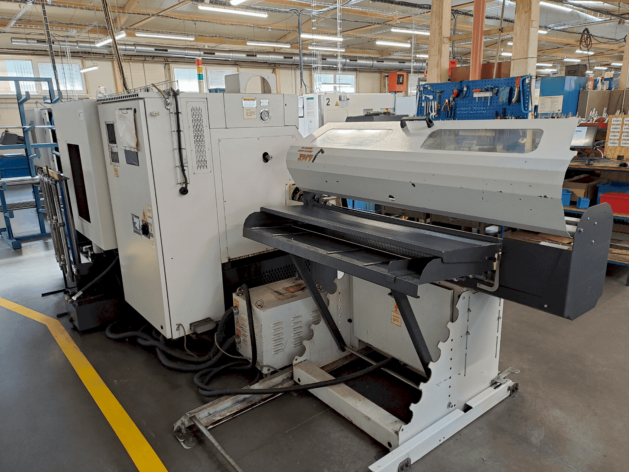 Prikaz stroja Goodway GLS 200 M sprijeda