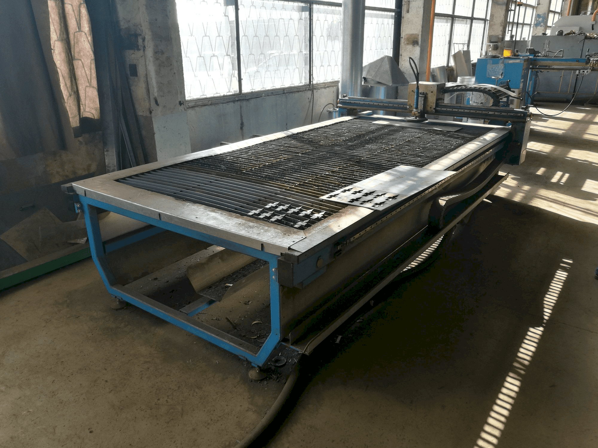 Prikaz stroja SPIRO PLASMA FLORETT sprijeda